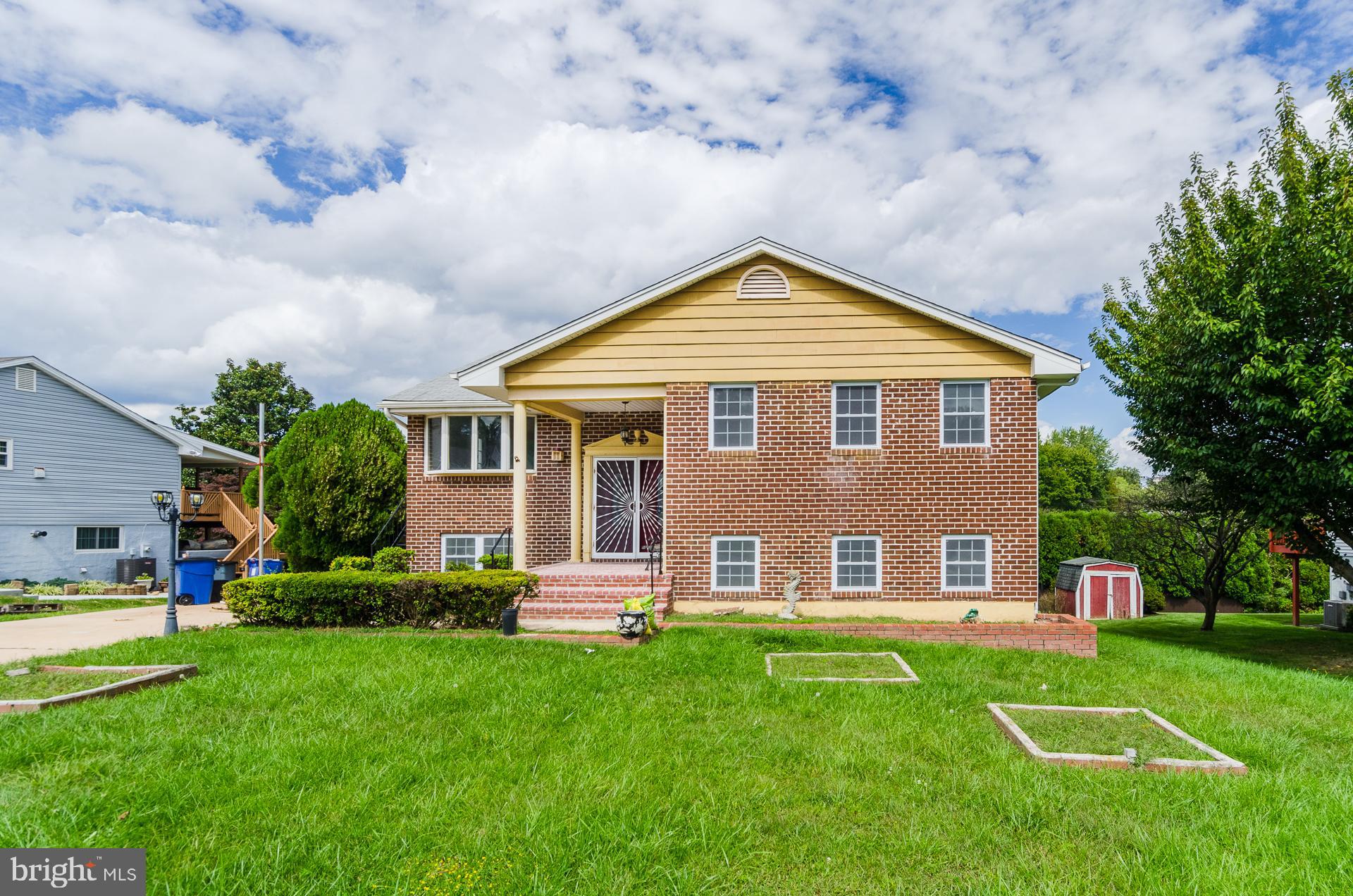 KINGS POINT - Residential Lease