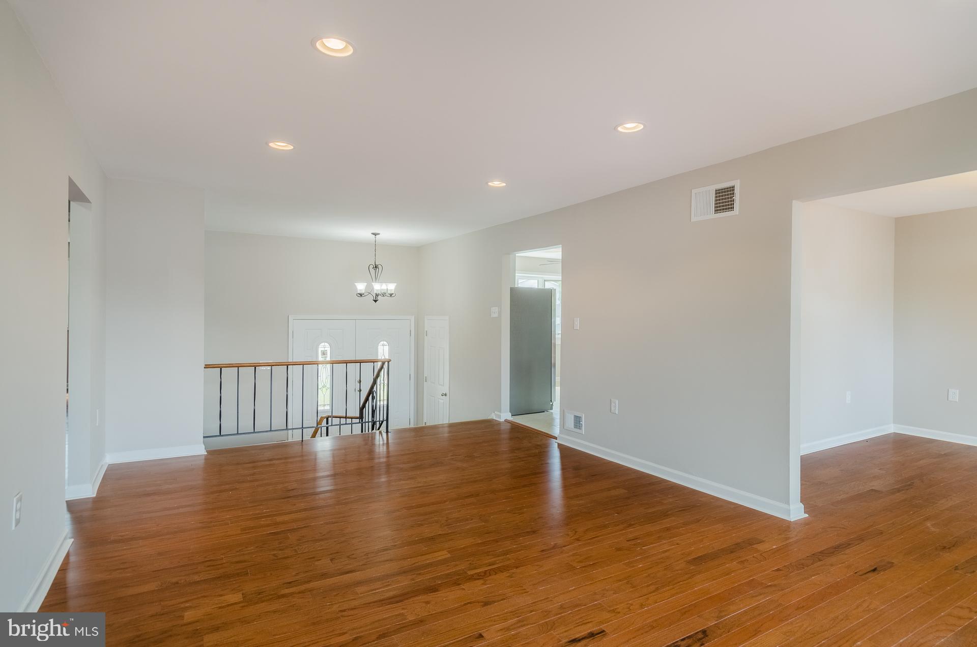 KINGS POINT - Residential Lease