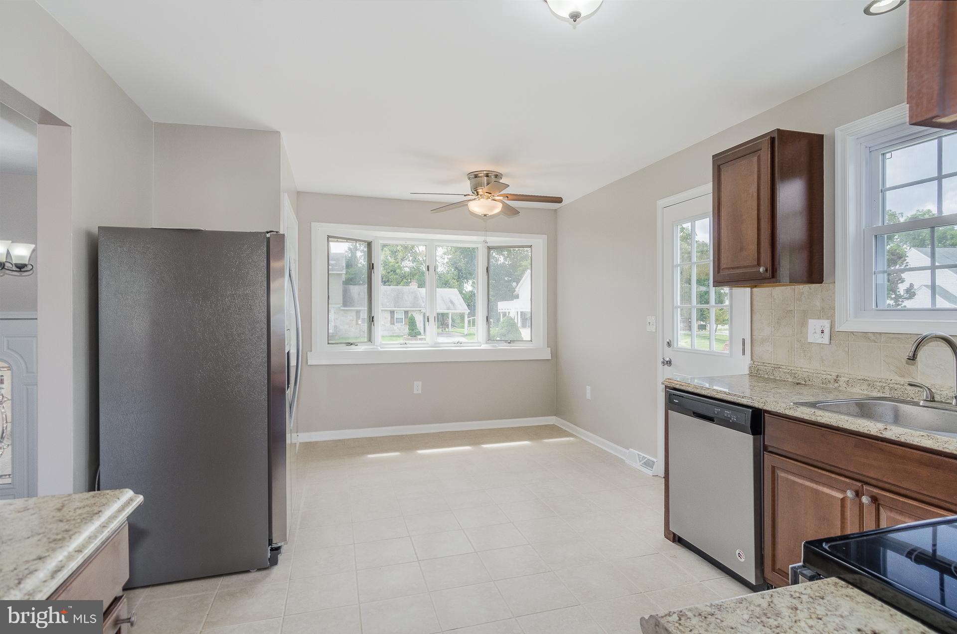 KINGS POINT - Residential Lease