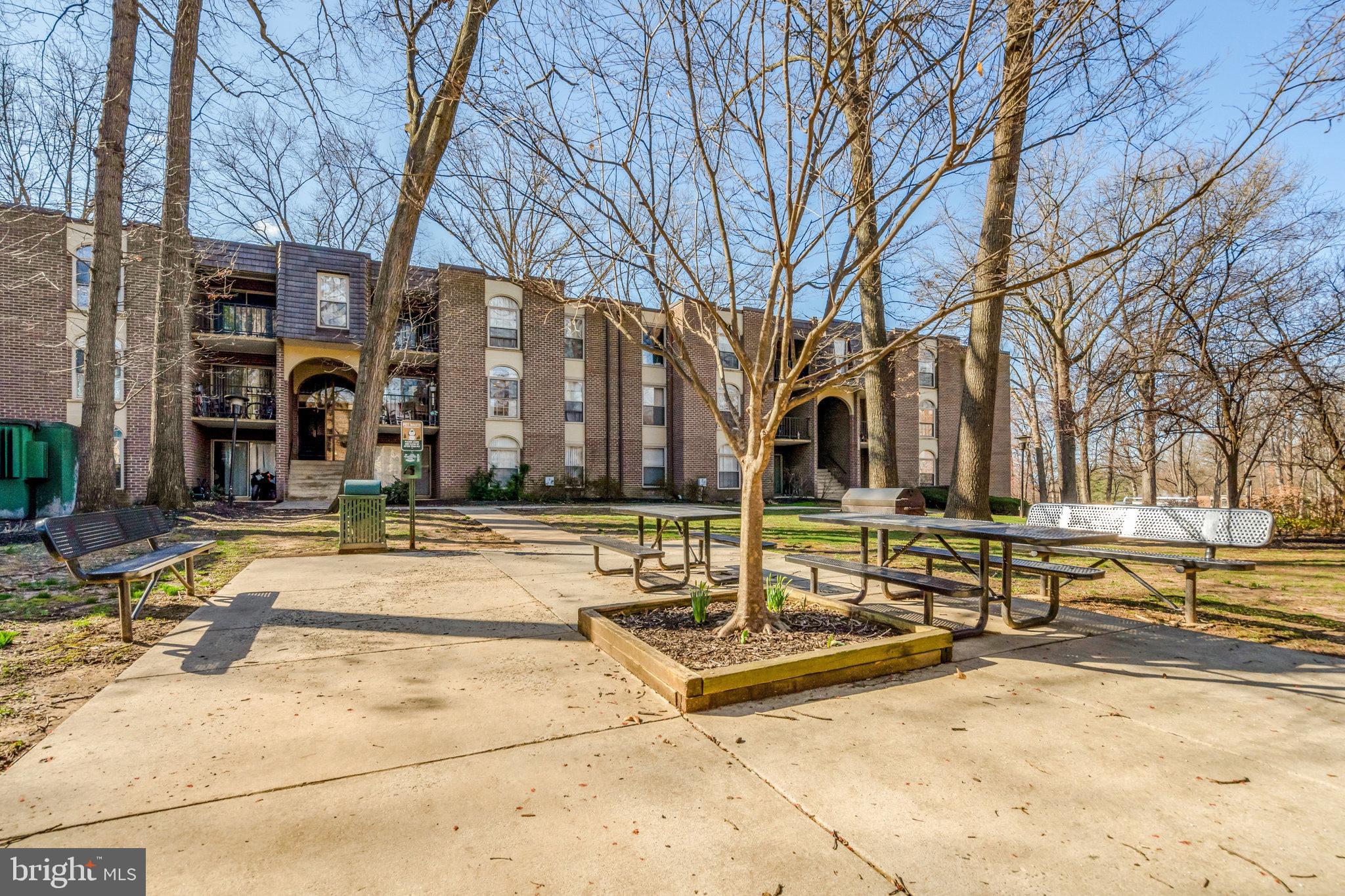 WOODBURN VILLAGE - Residential