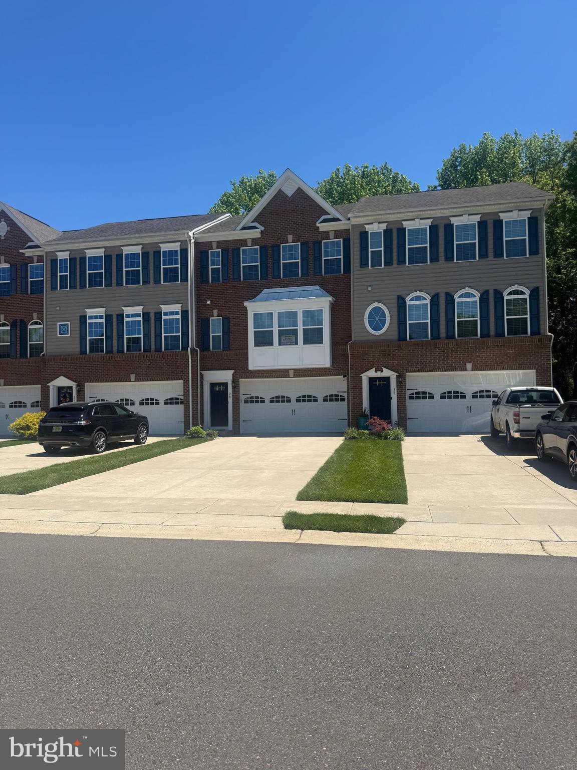28 GRACE DRIVE