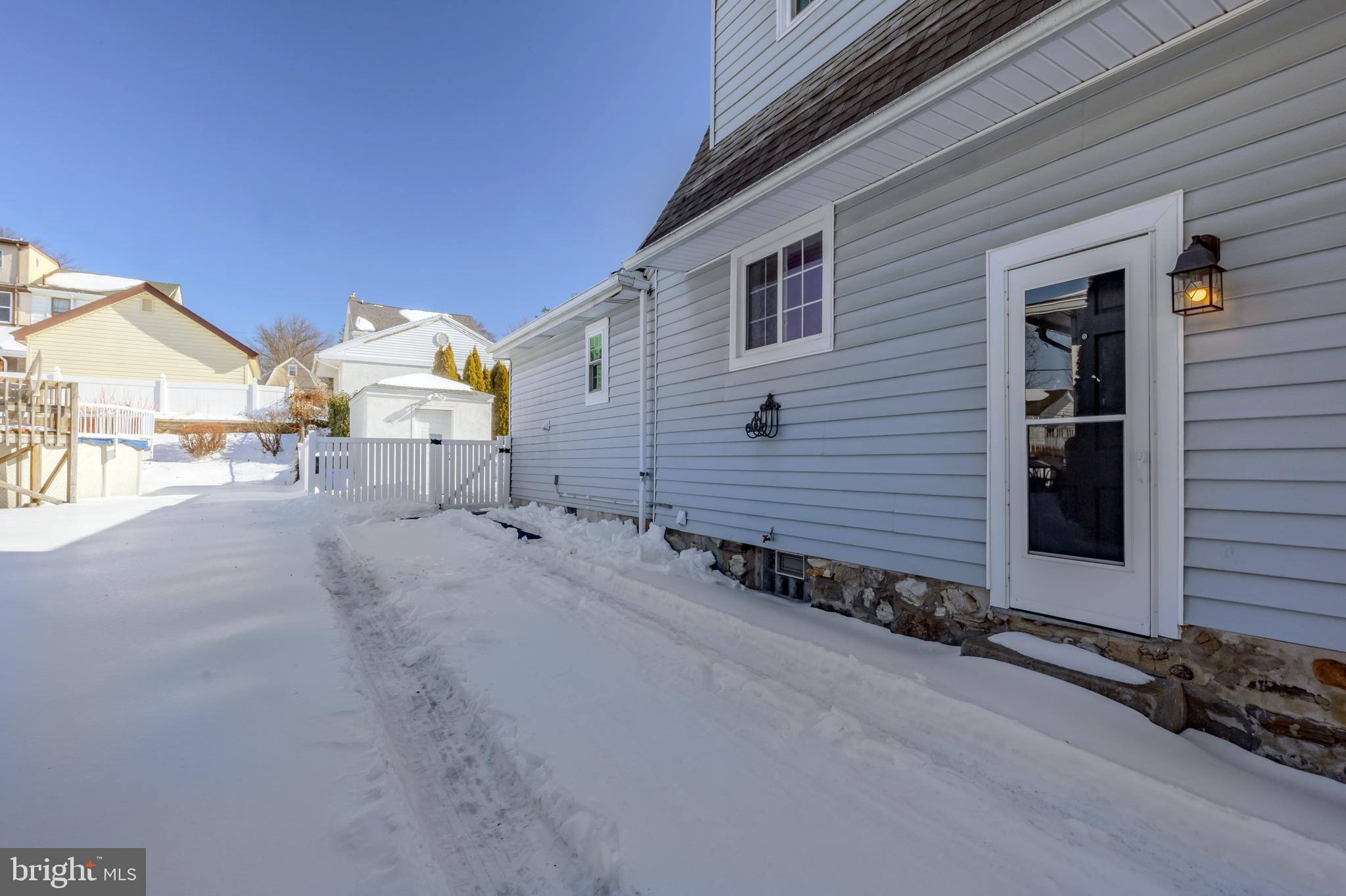 OAKMONT - Residential