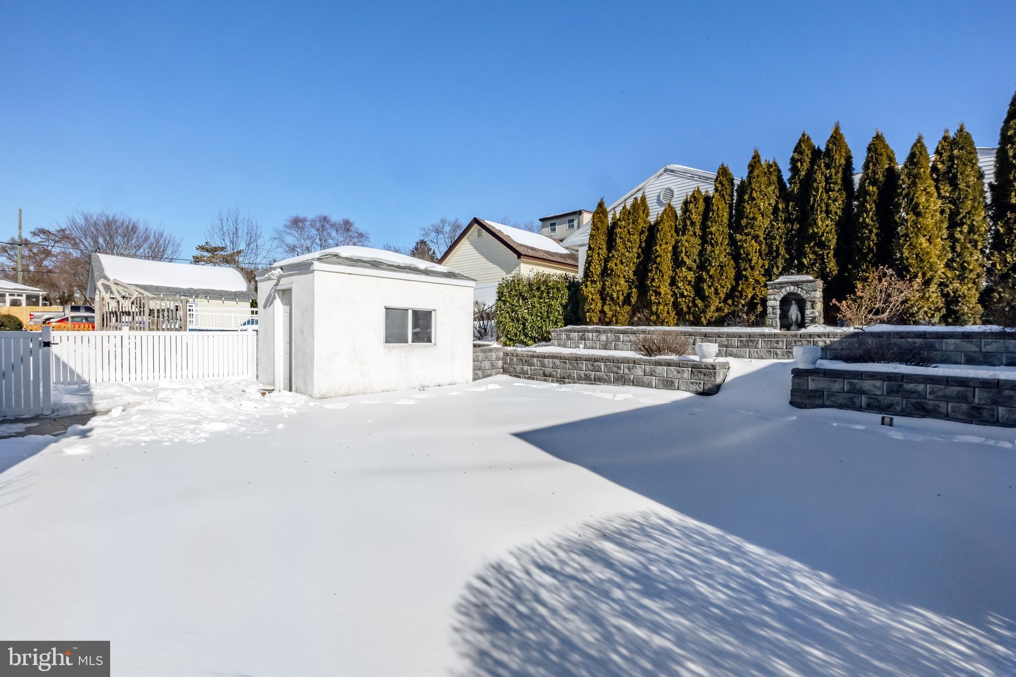 OAKMONT - Residential