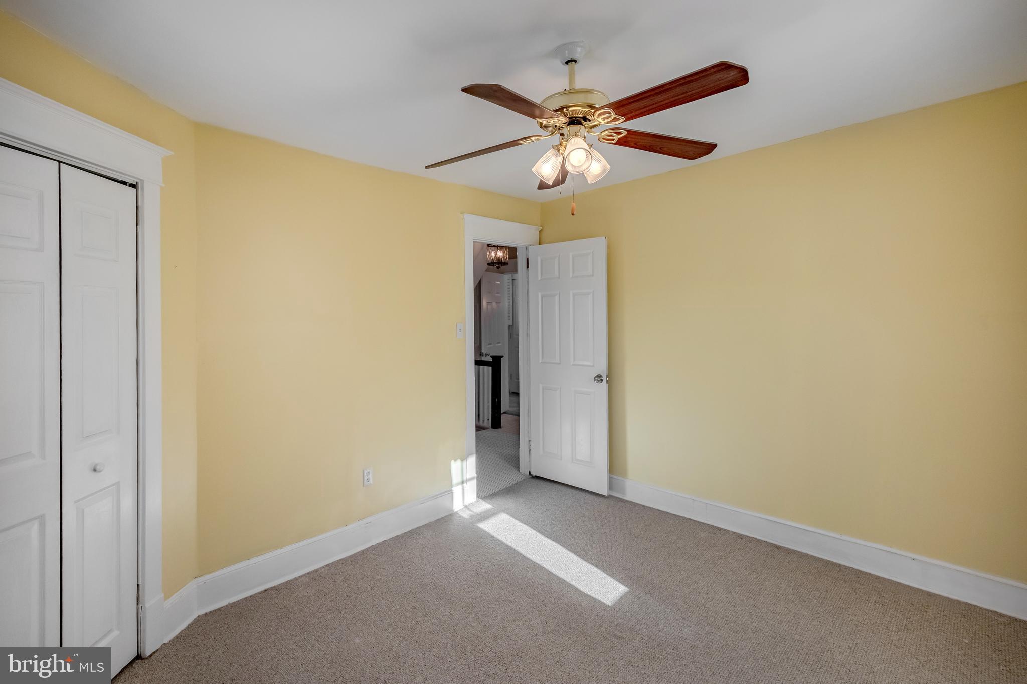 OAKMONT - Residential