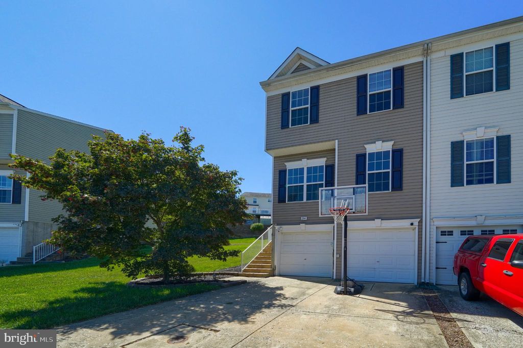 Photo of 204 Pennshire Drive, LANCASTER, PA 17603 (MLS # PALA2075930)