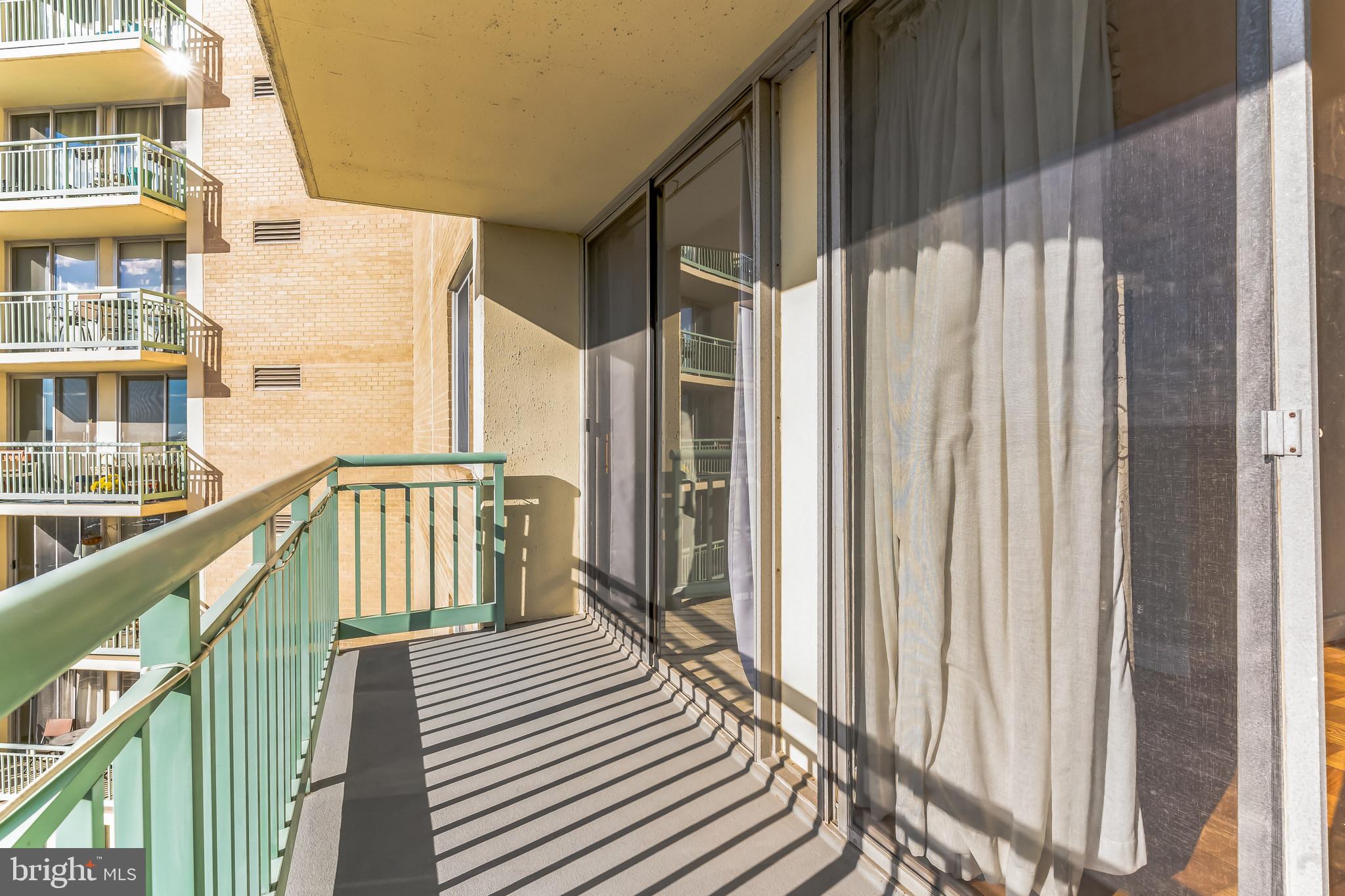 MARINA TOWERS - Residential Lease