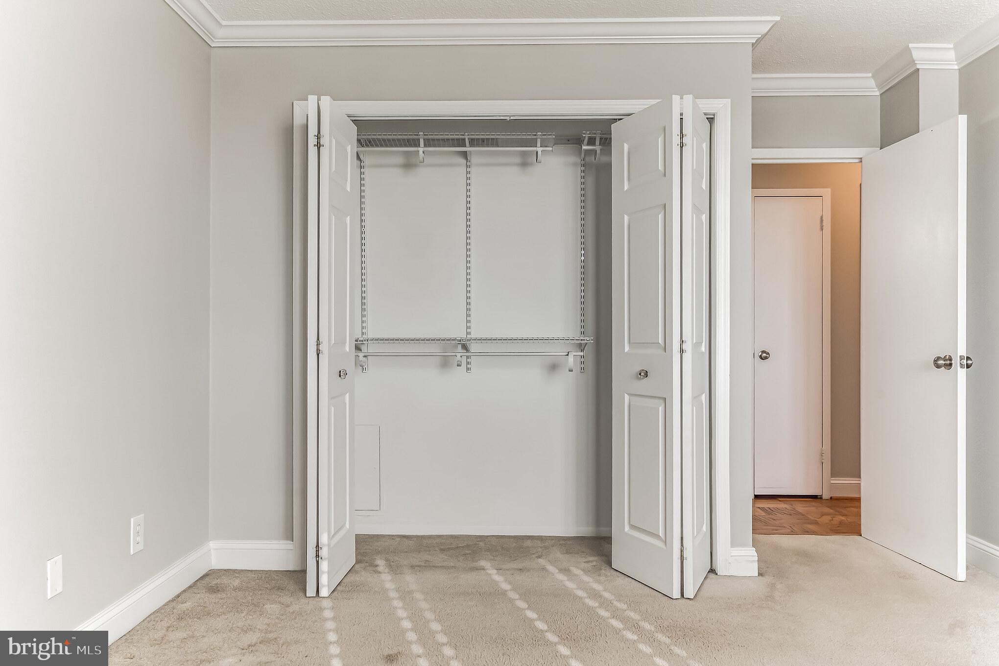 MARINA TOWERS - Residential Lease