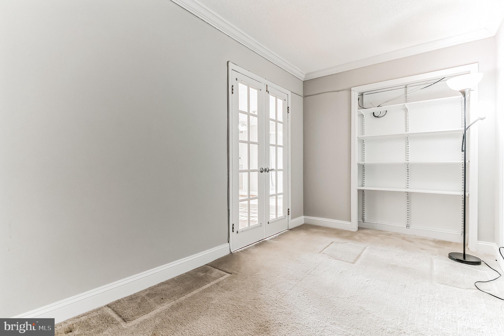 MARINA TOWERS - Residential Lease