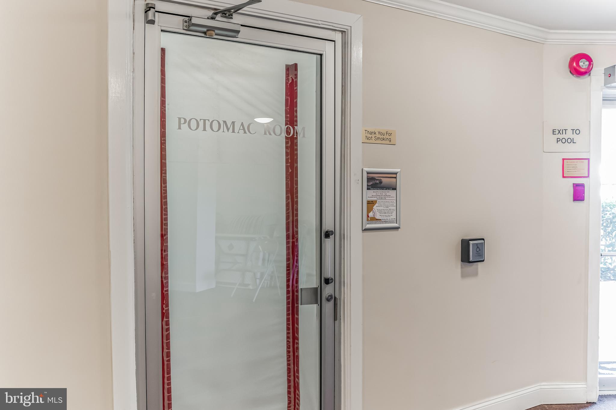 MARINA TOWERS - Residential Lease