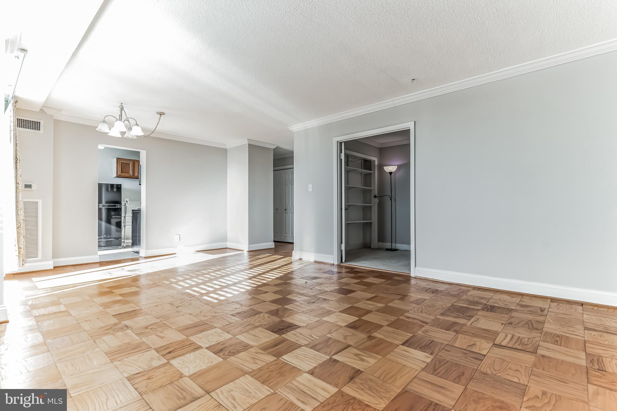 MARINA TOWERS - Residential Lease