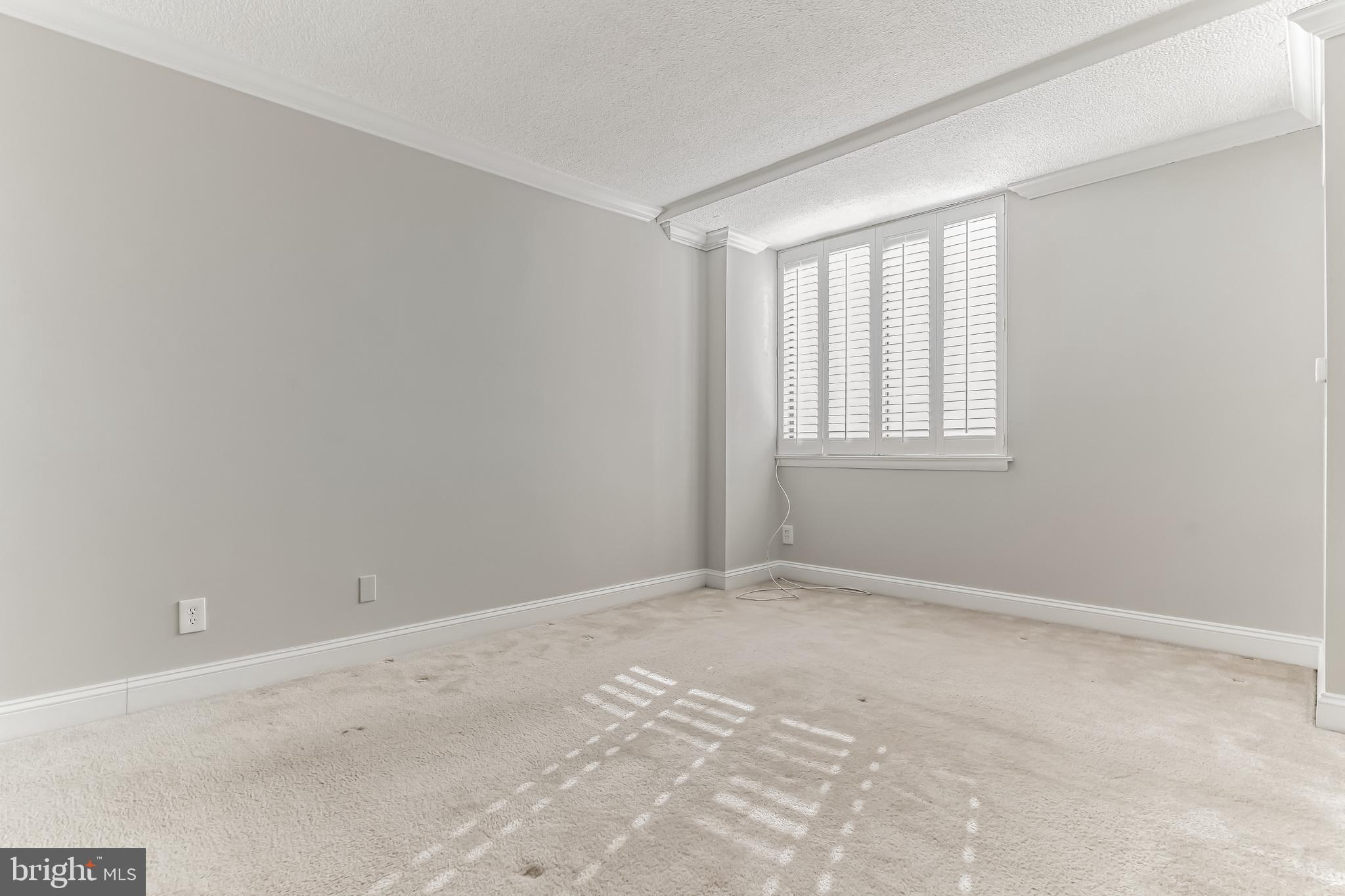 MARINA TOWERS - Residential Lease