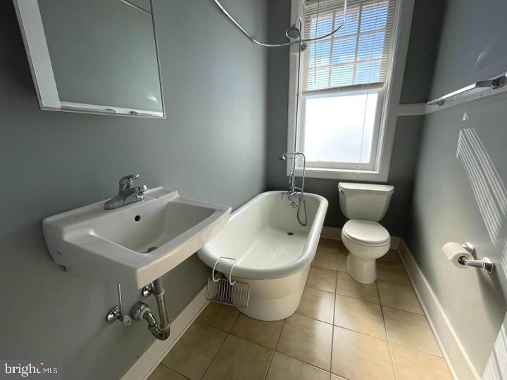 DOWNTOWN FREDERICKSBURG - Residential Lease