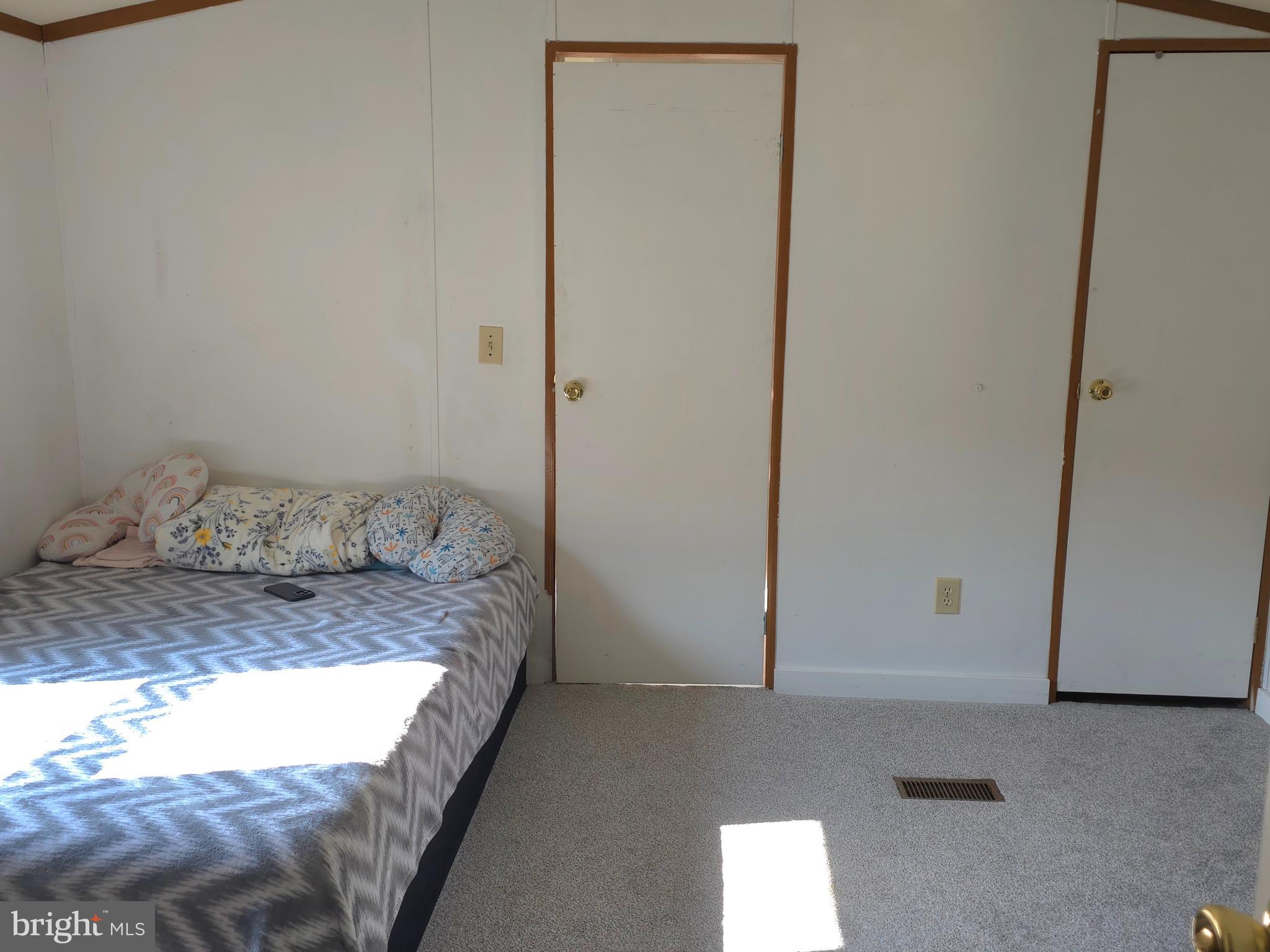 SHIPPENSBURG MOBILE ESTATES - Residential