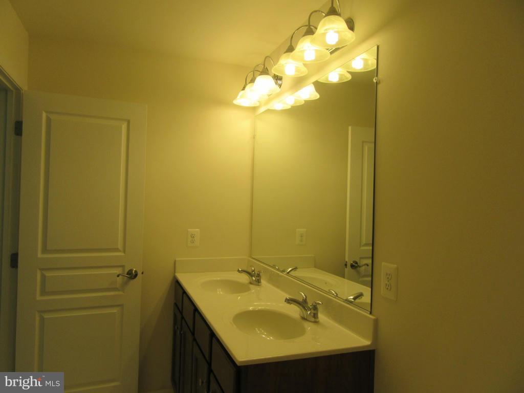 MAGNOLIA PARK AT WILDEWOOD - Residential Lease