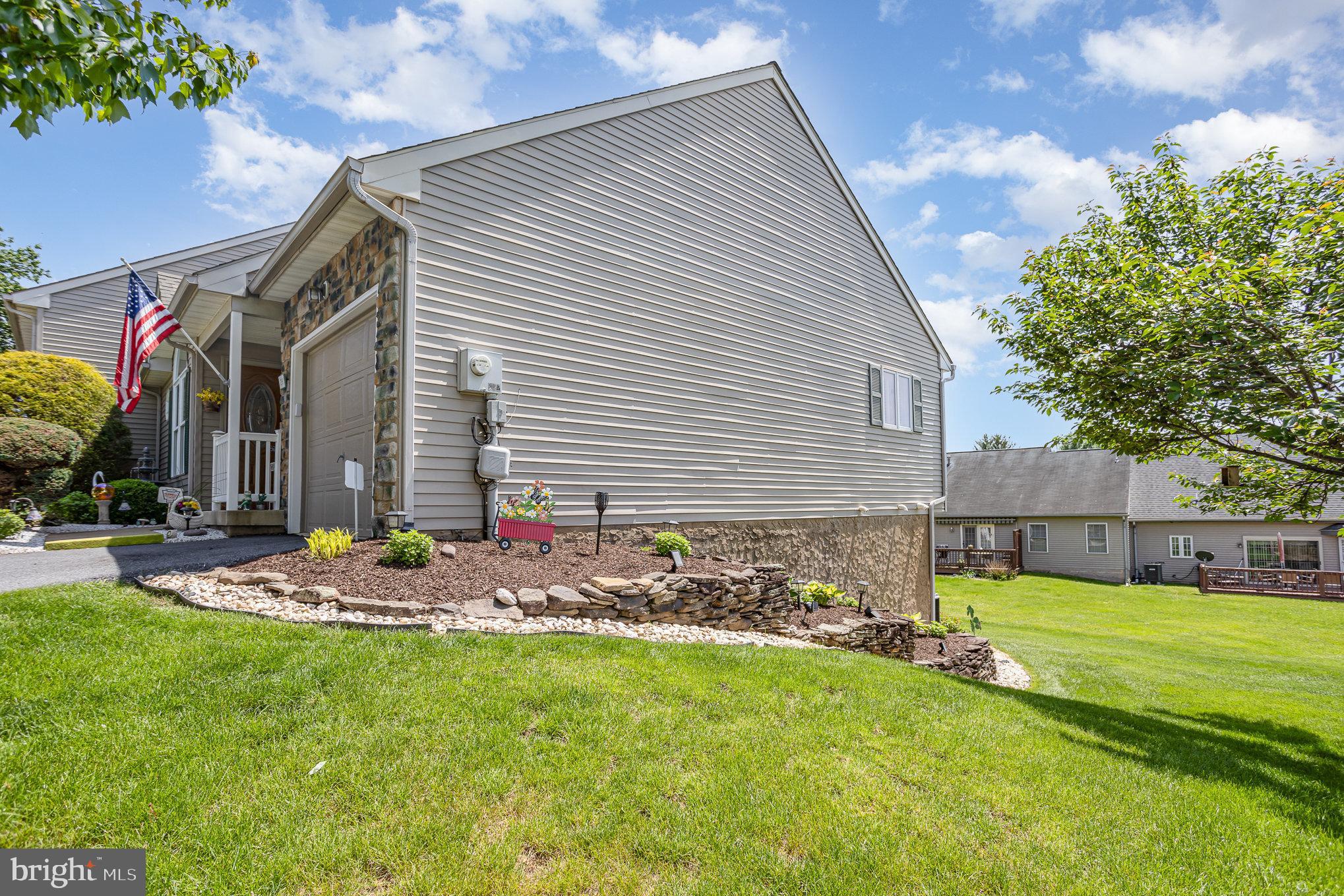 29 KNOLLWOOD ROAD