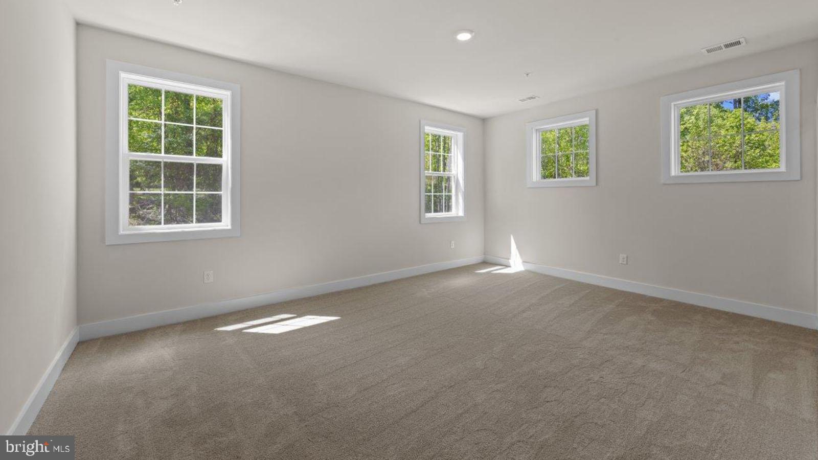 STILLVIEW ACRES - Residential