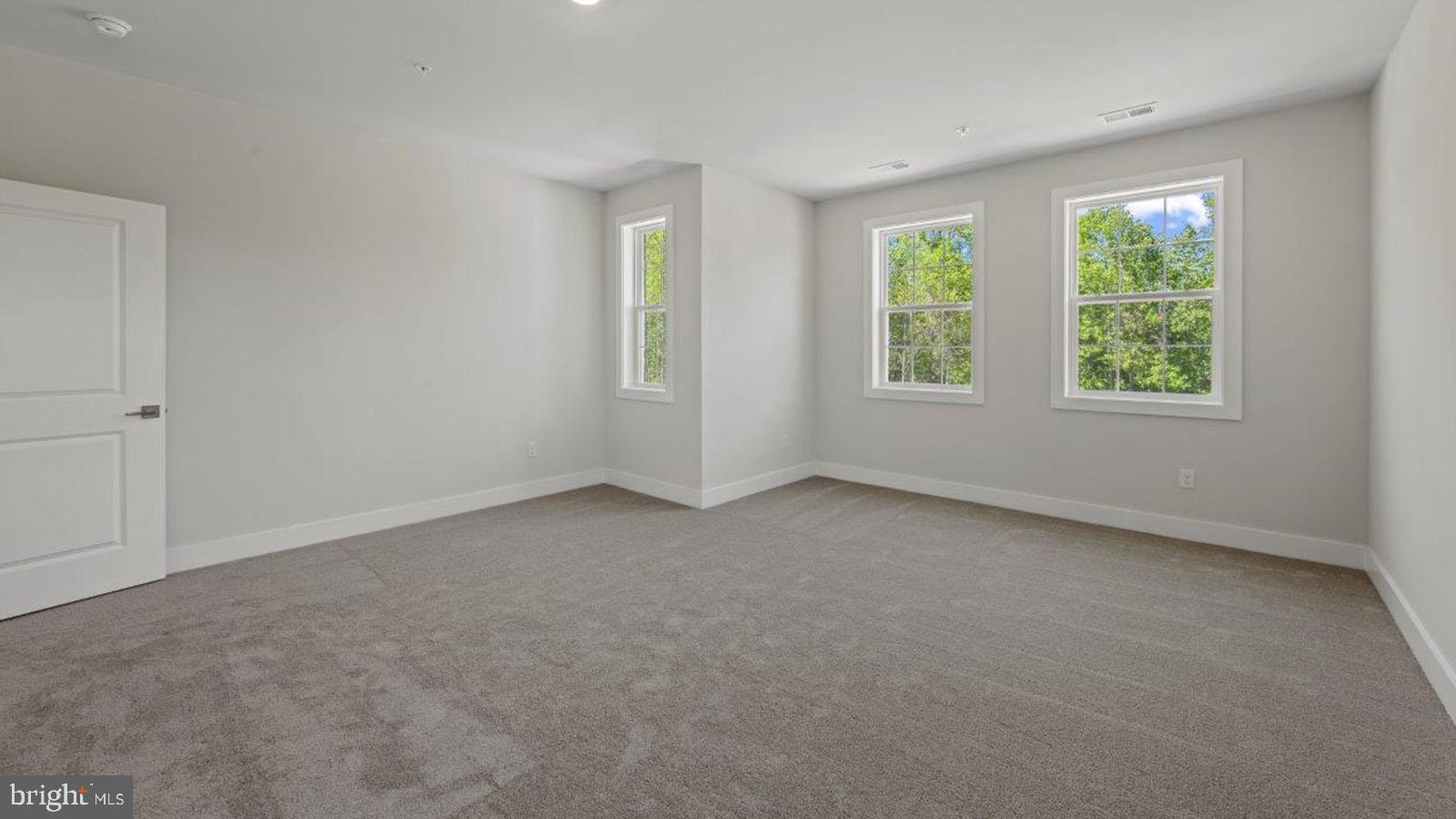 STILLVIEW ACRES - Residential