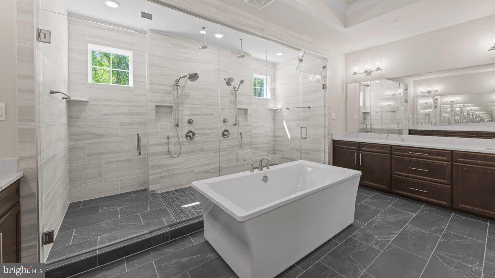 STILLVIEW ACRES - Residential