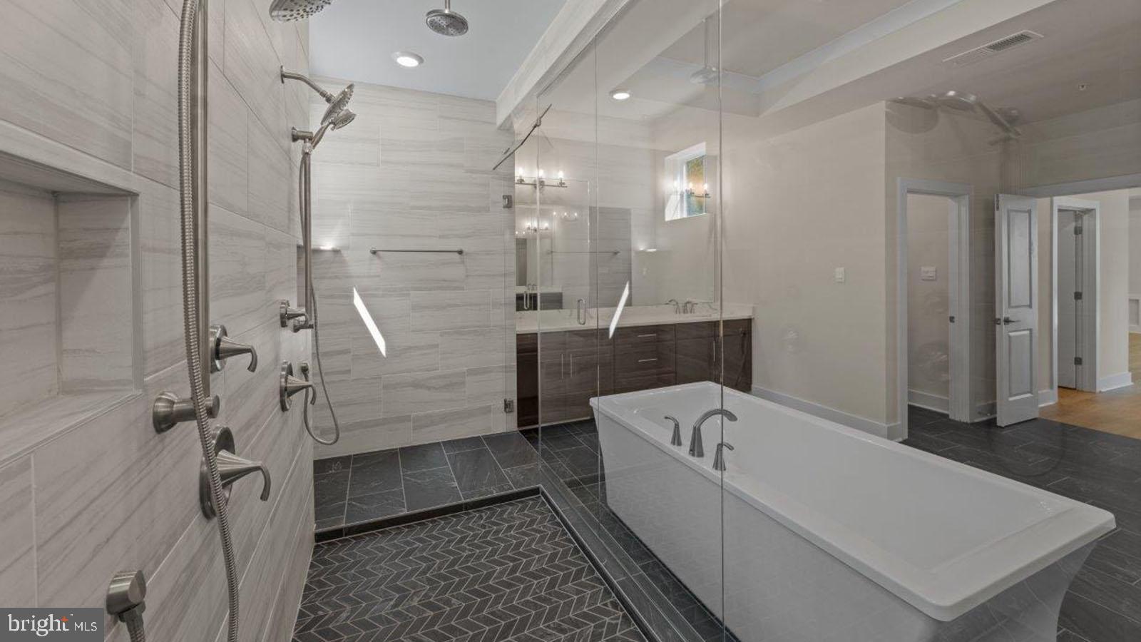 STILLVIEW ACRES - Residential