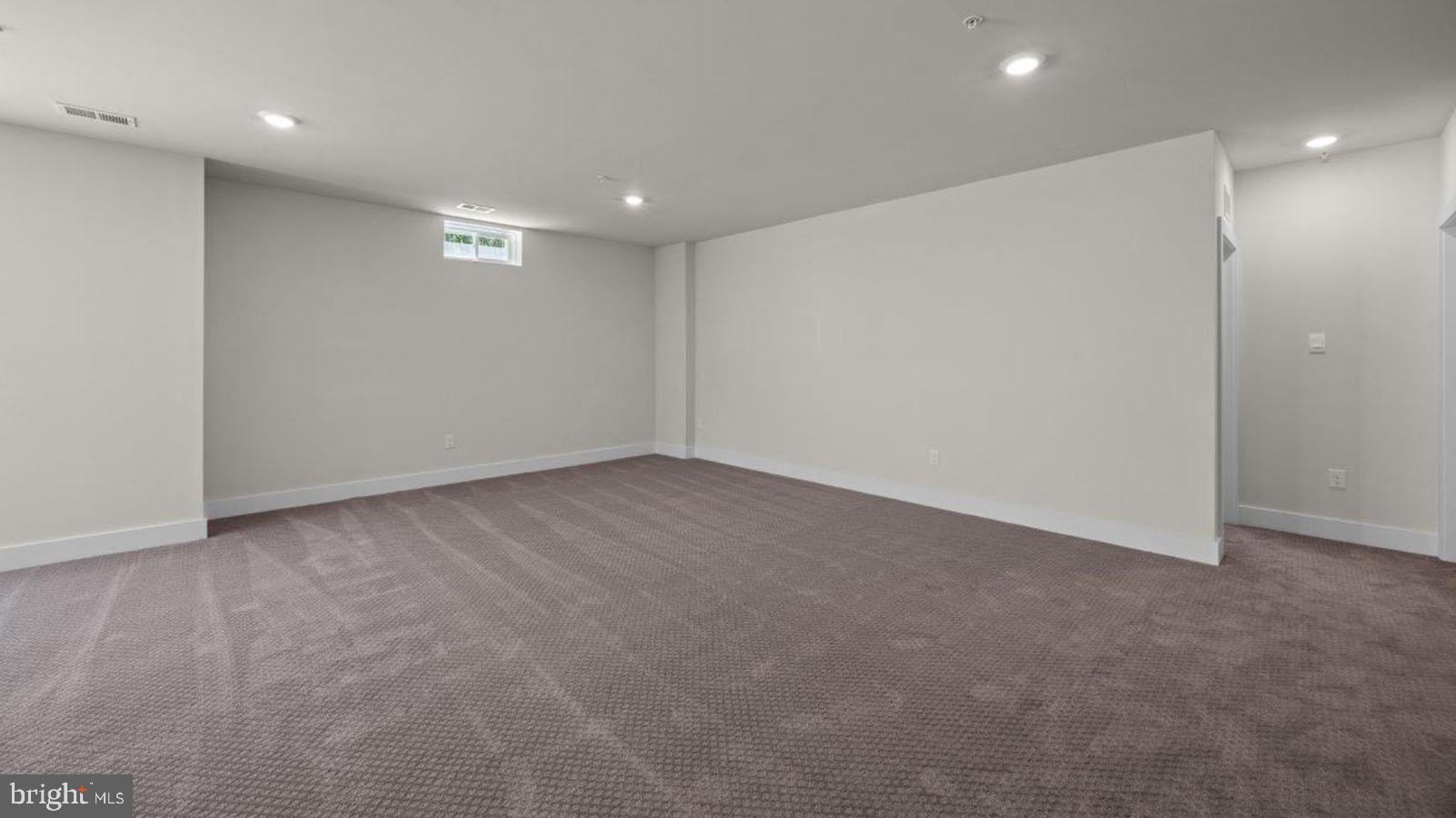 STILLVIEW ACRES - Residential