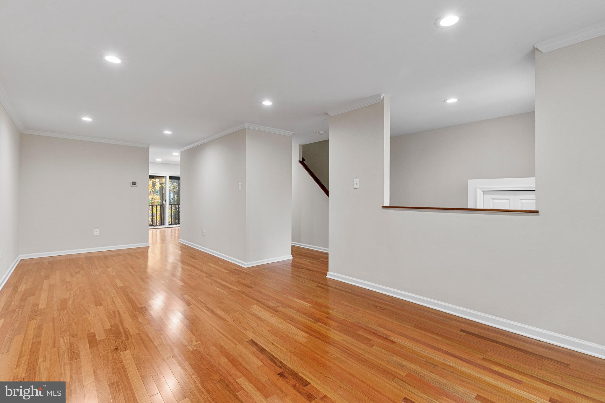 8871 STONEBROOK LANE