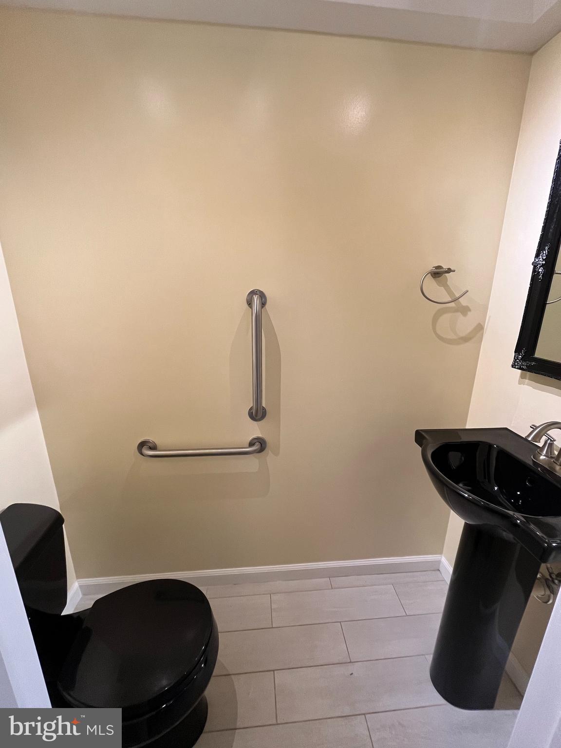 GRAHAM PARK SHORES - Residential