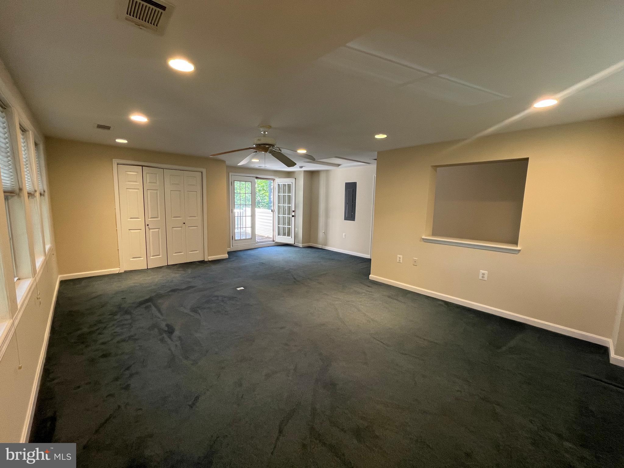 GRAHAM PARK SHORES - Residential