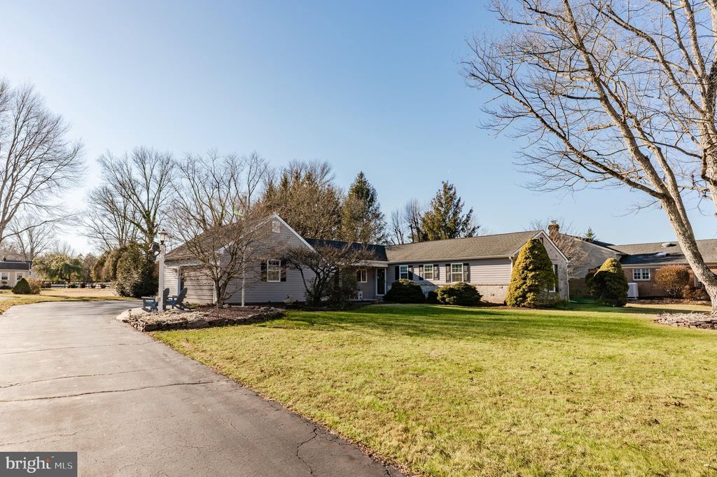 Photo of 23 Wooden Bridge Court, SOUTHAMPTON, PA 18966 (MLS # PABU2112370)