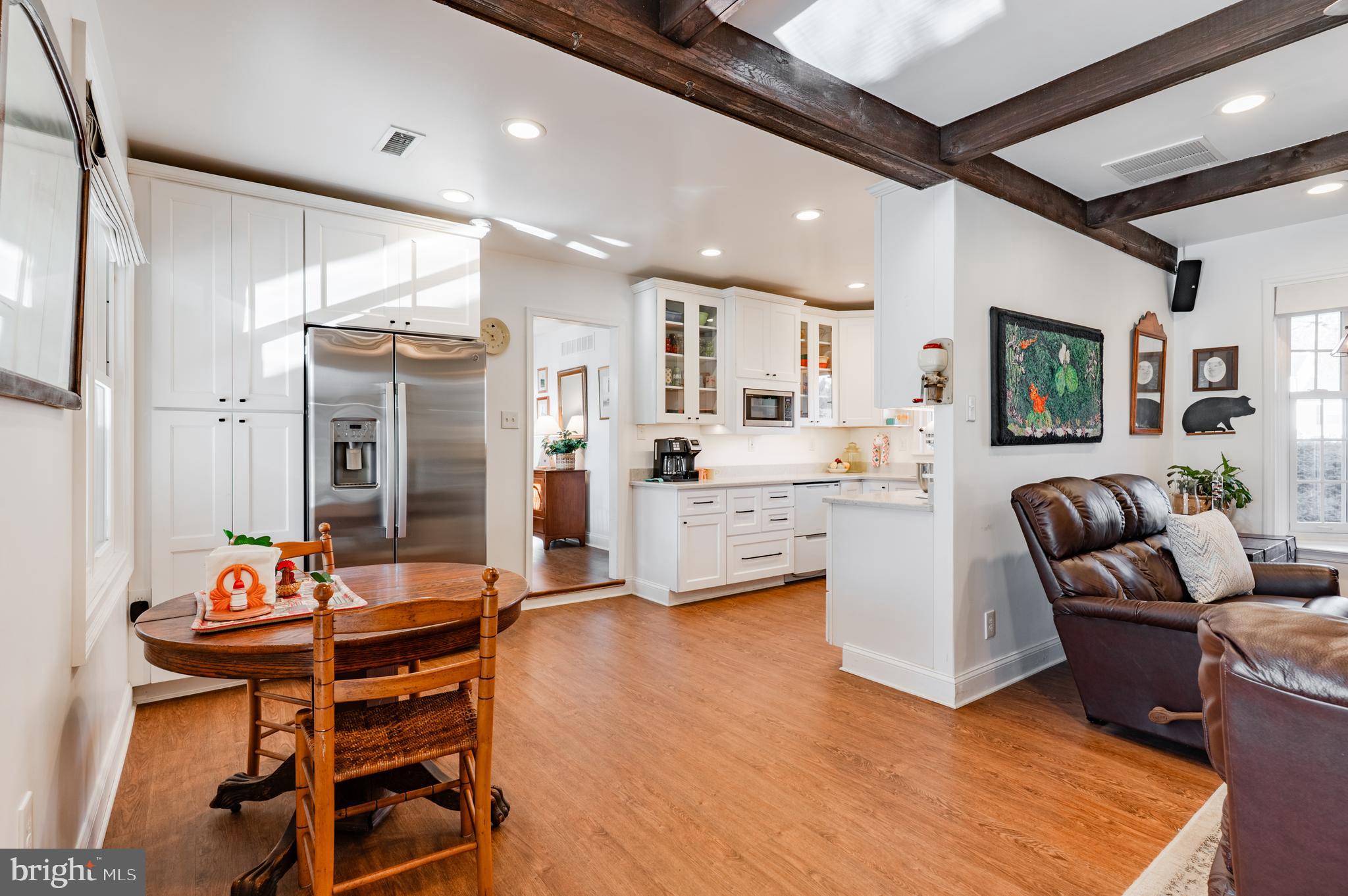 HILLCRESTSHIRE - Residential