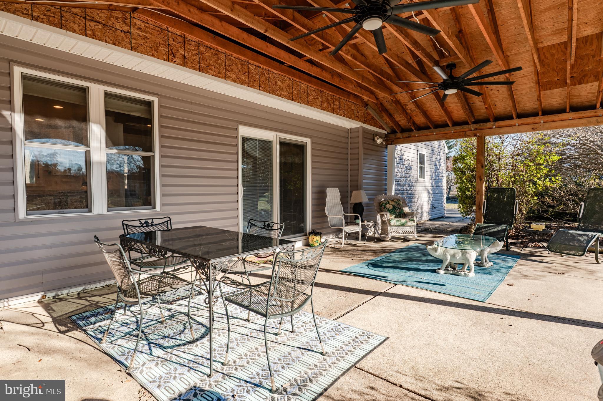 HILLCRESTSHIRE - Residential