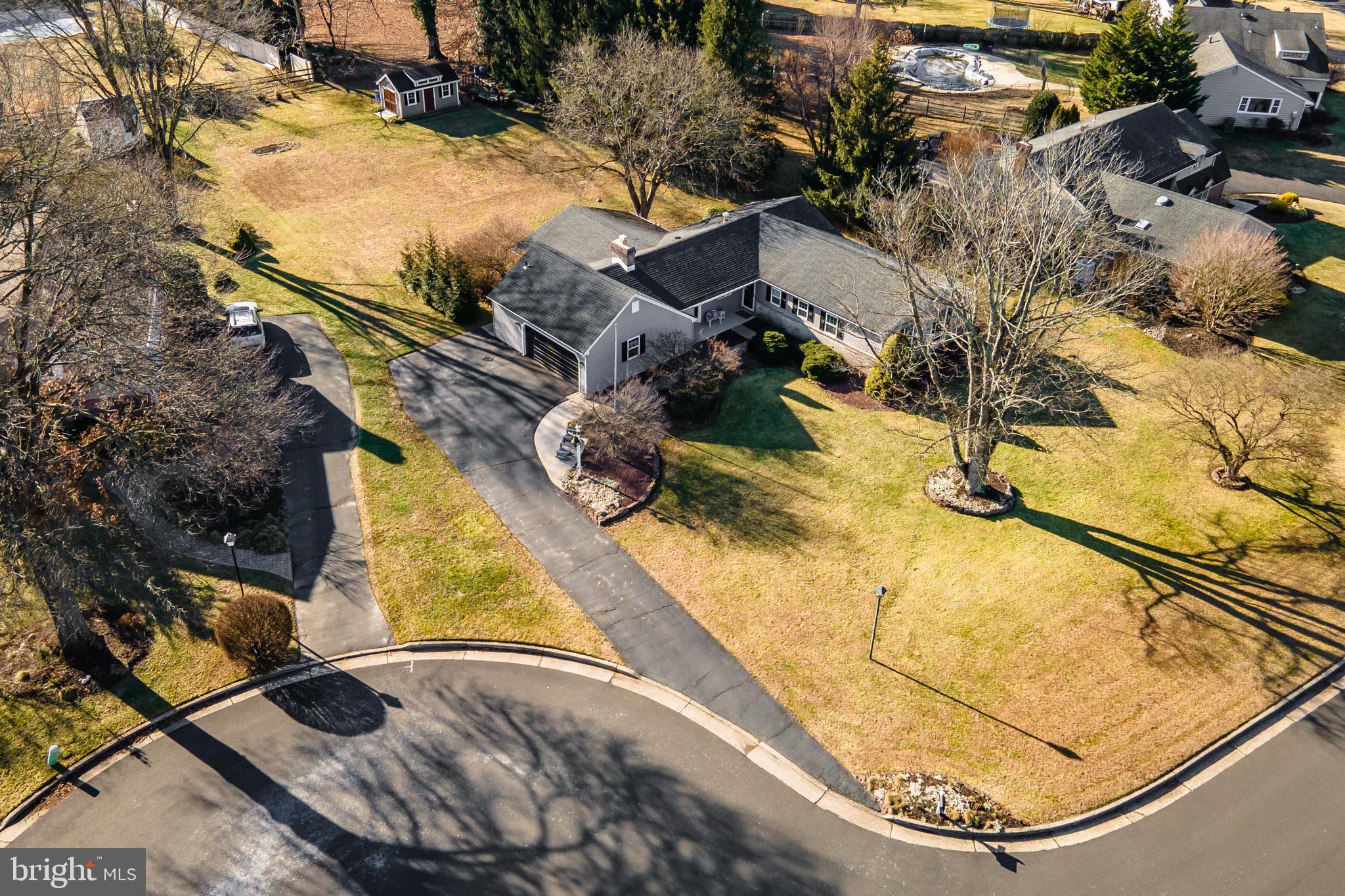 HILLCRESTSHIRE - Residential