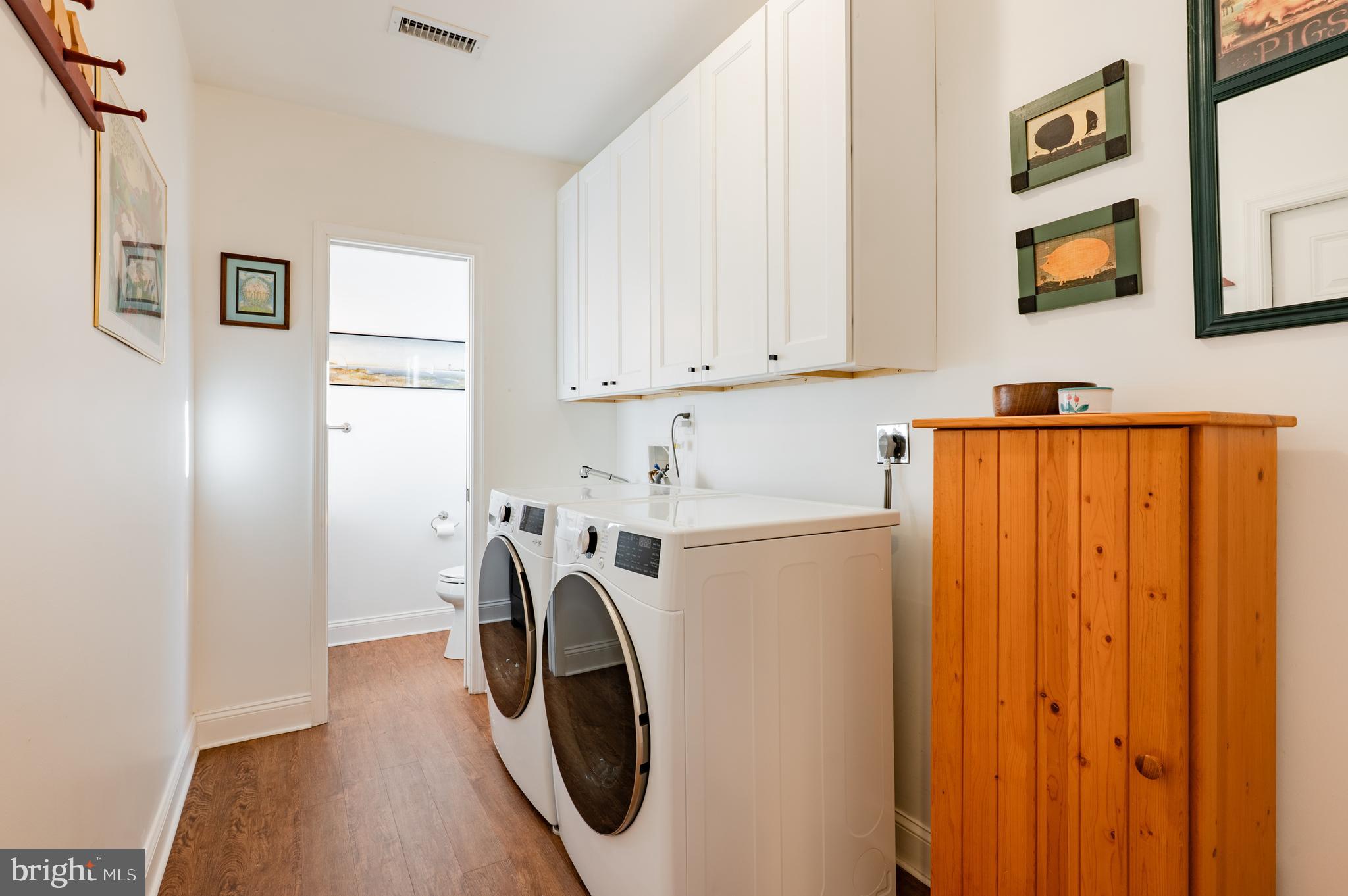 HILLCRESTSHIRE - Residential