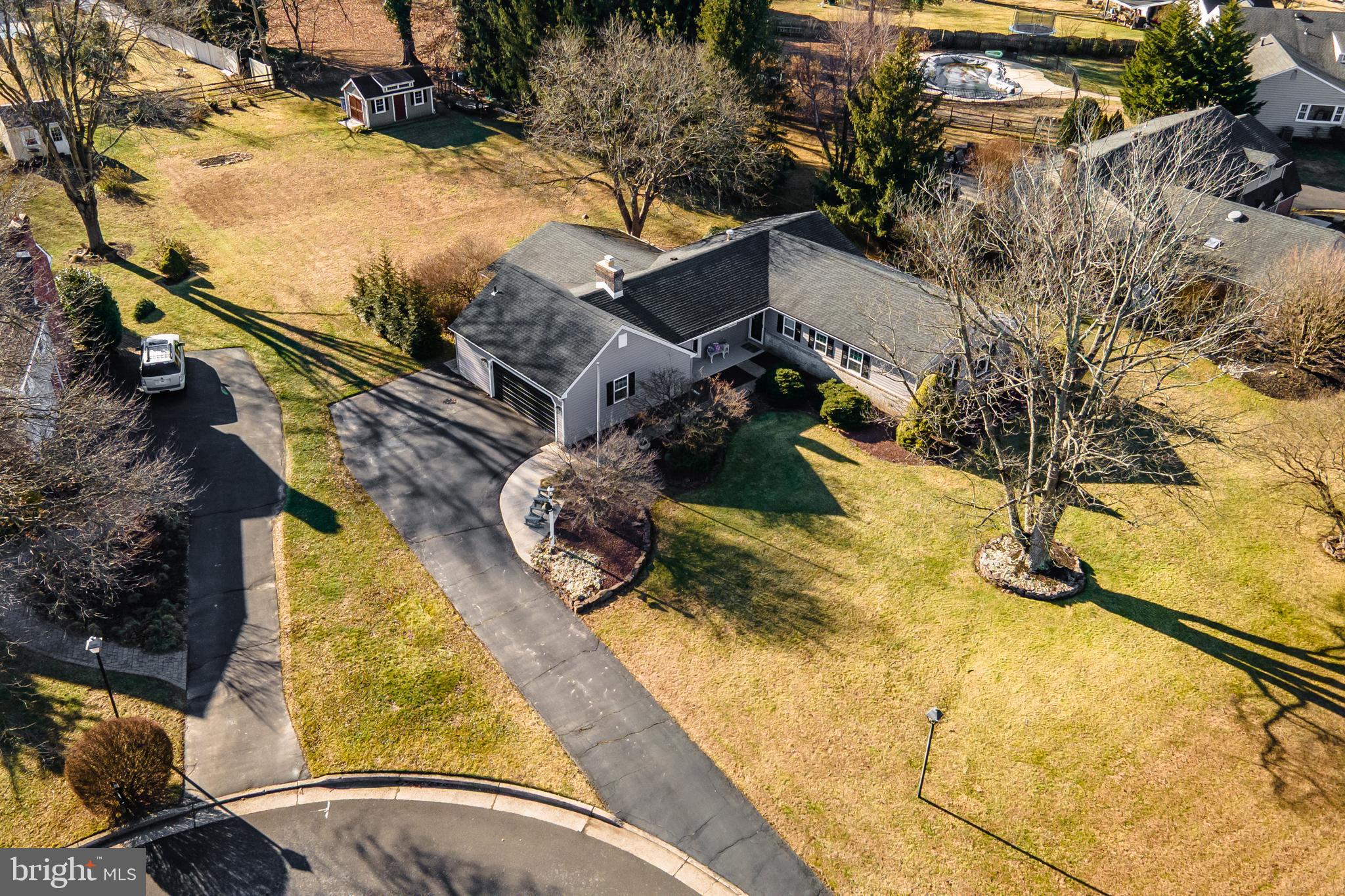 HILLCRESTSHIRE - Residential