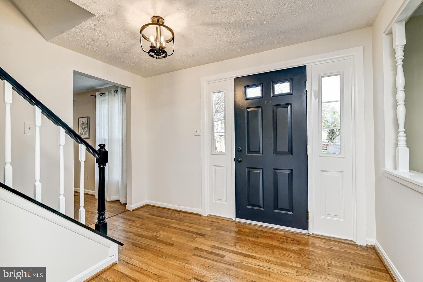 1209 CROCKETT LANE