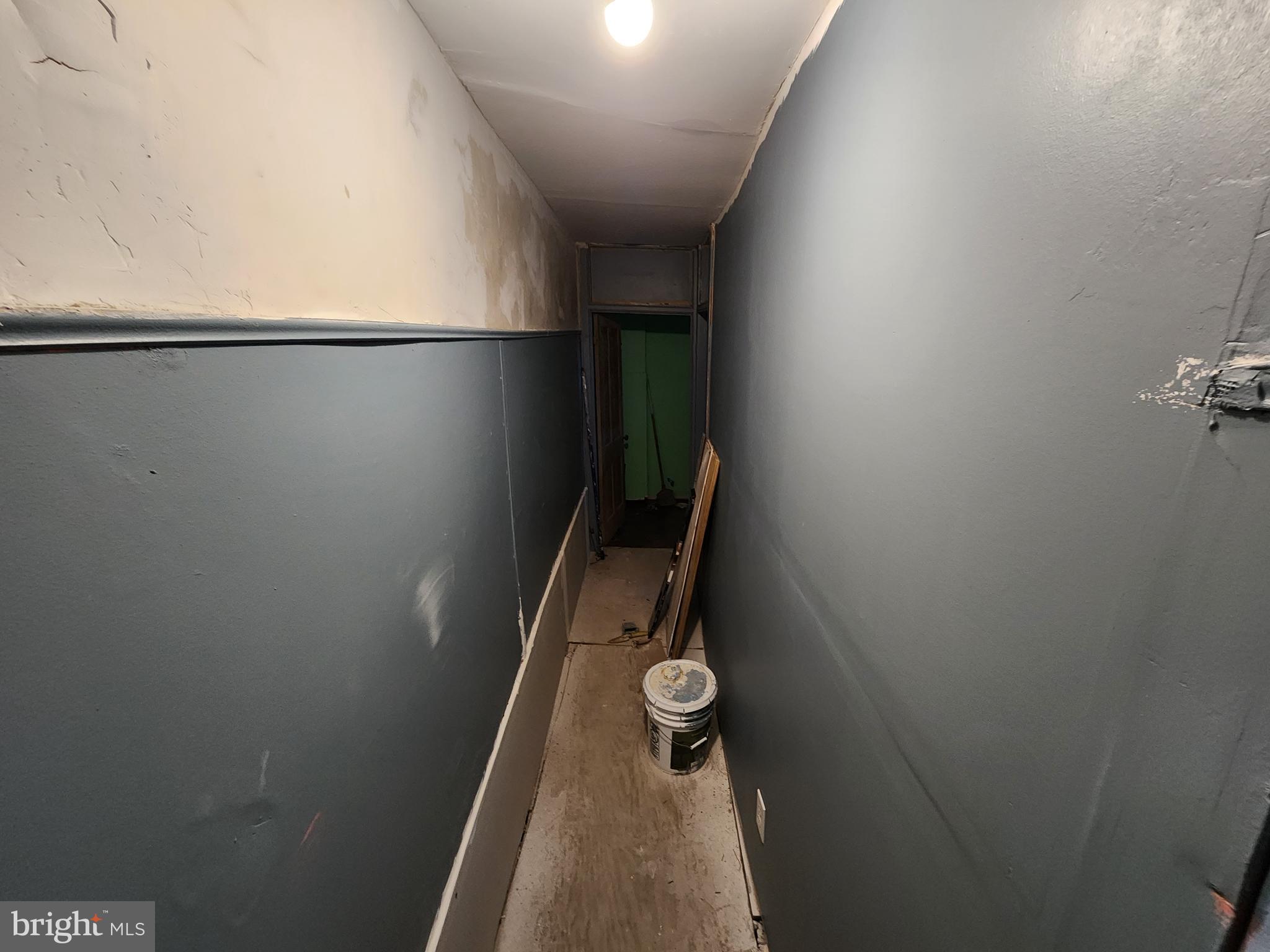 SANDTOWN-WINCHESTER - Residential