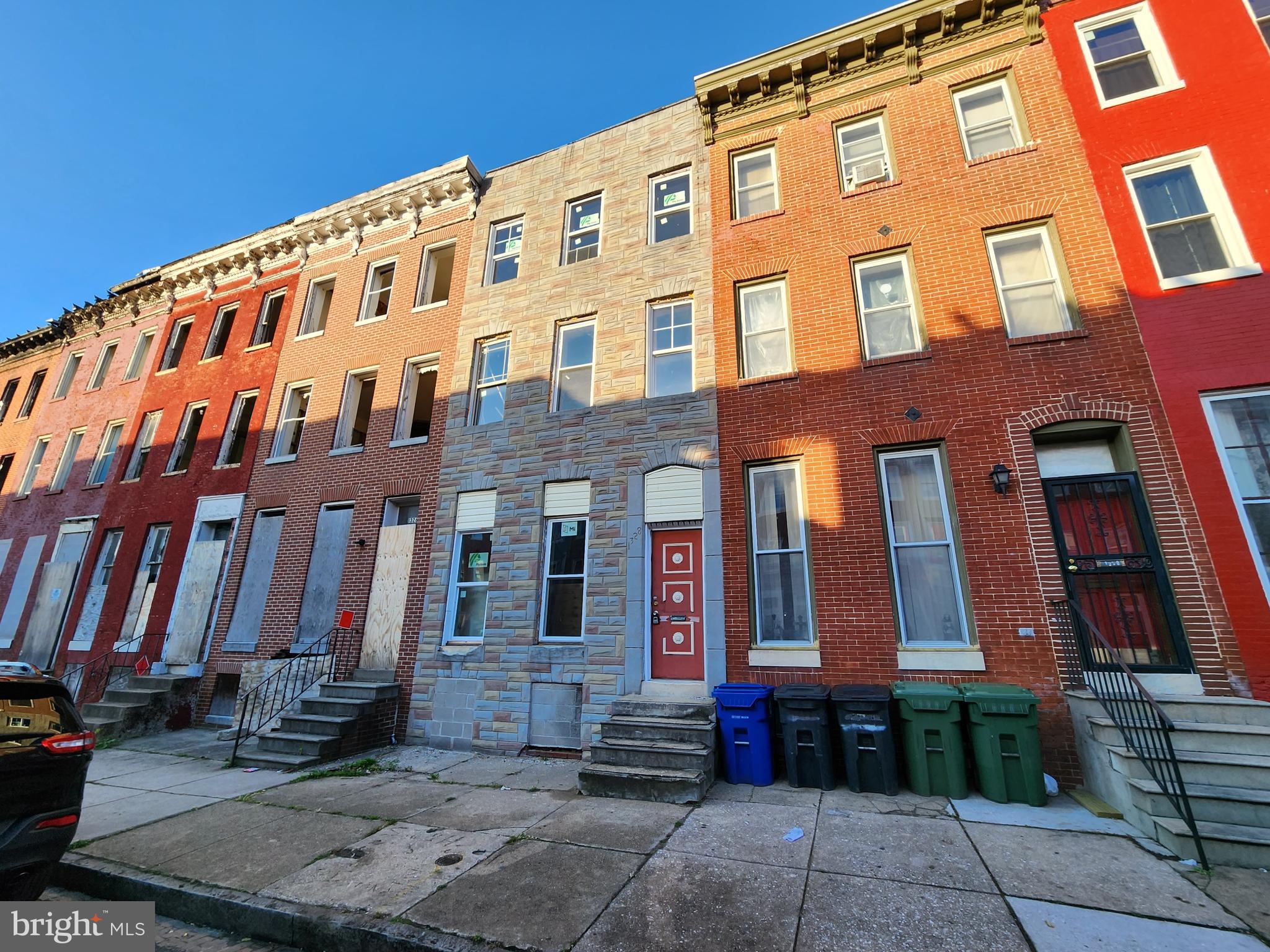 SANDTOWN-WINCHESTER - Residential