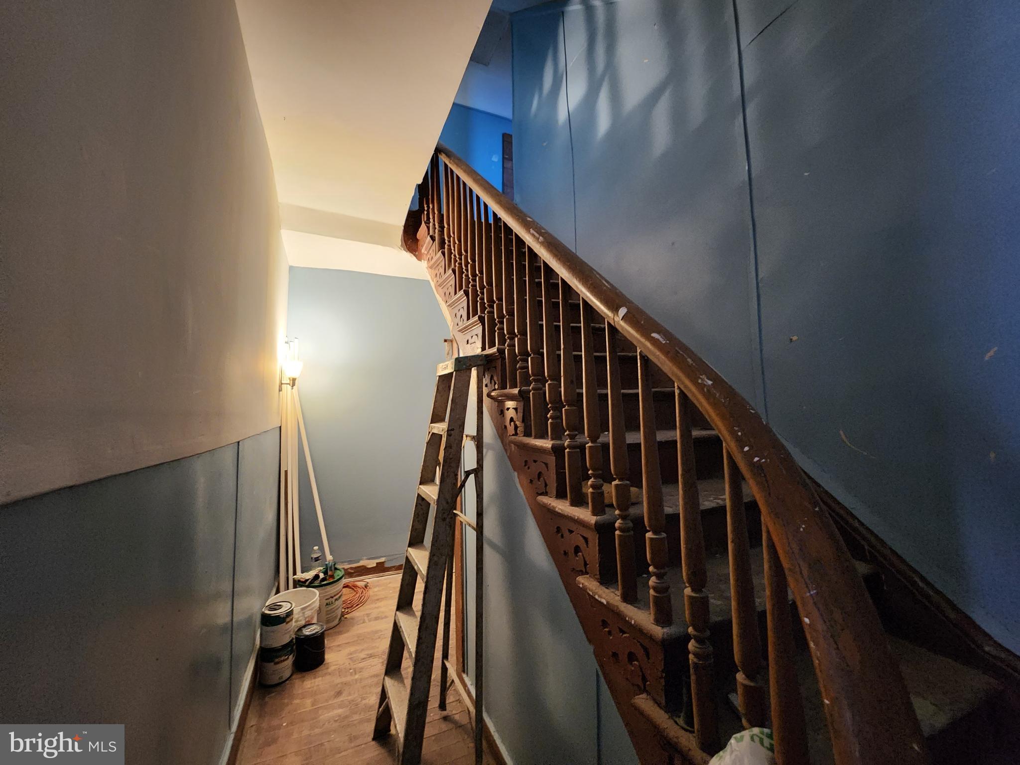 SANDTOWN-WINCHESTER - Residential