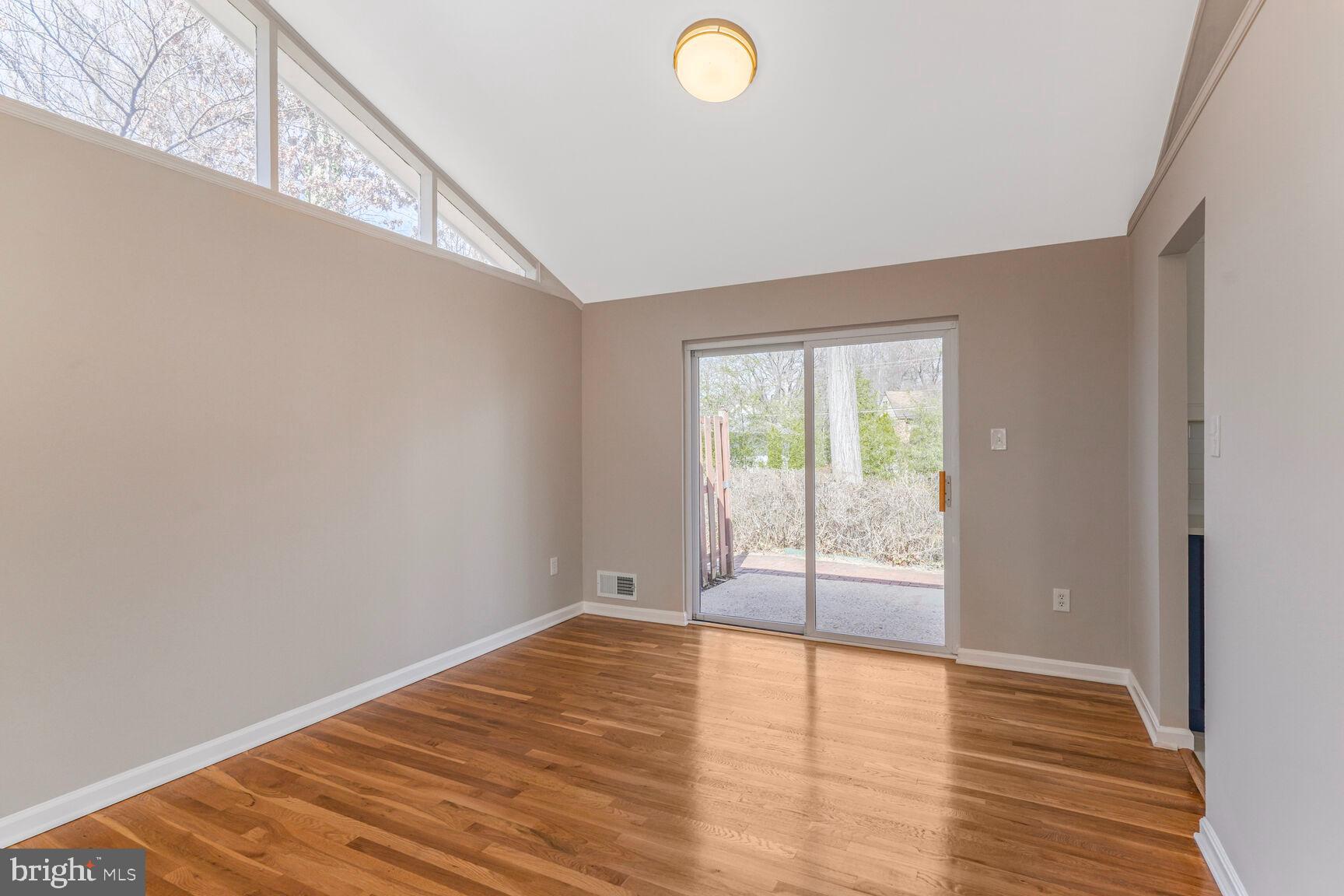 KINGS PARK - Residential