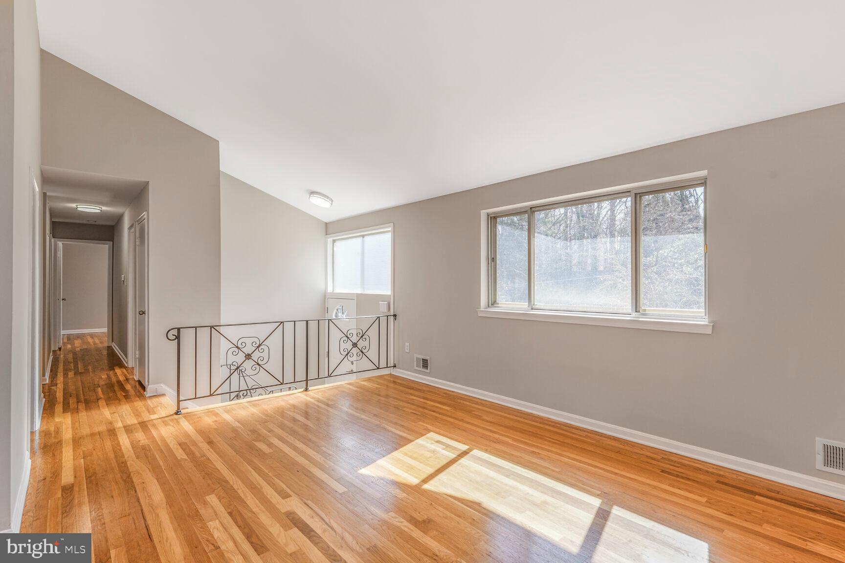 KINGS PARK - Residential