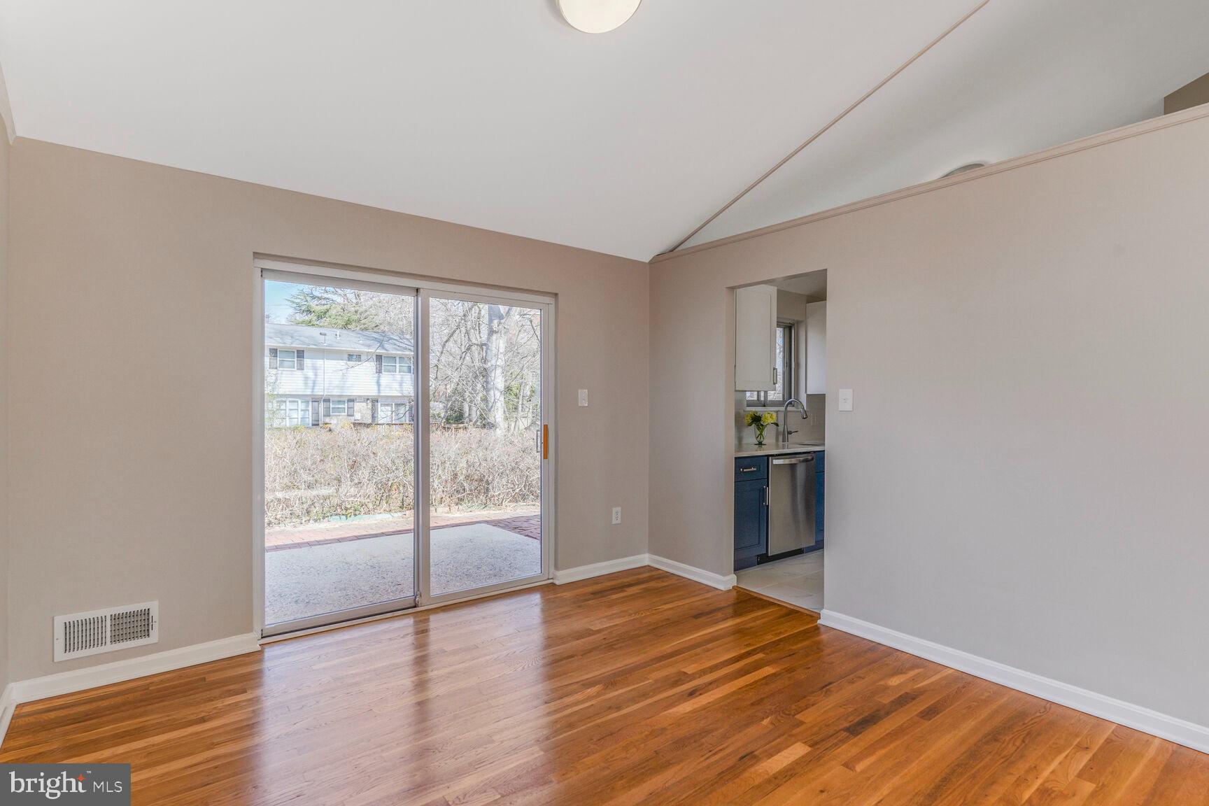 KINGS PARK - Residential