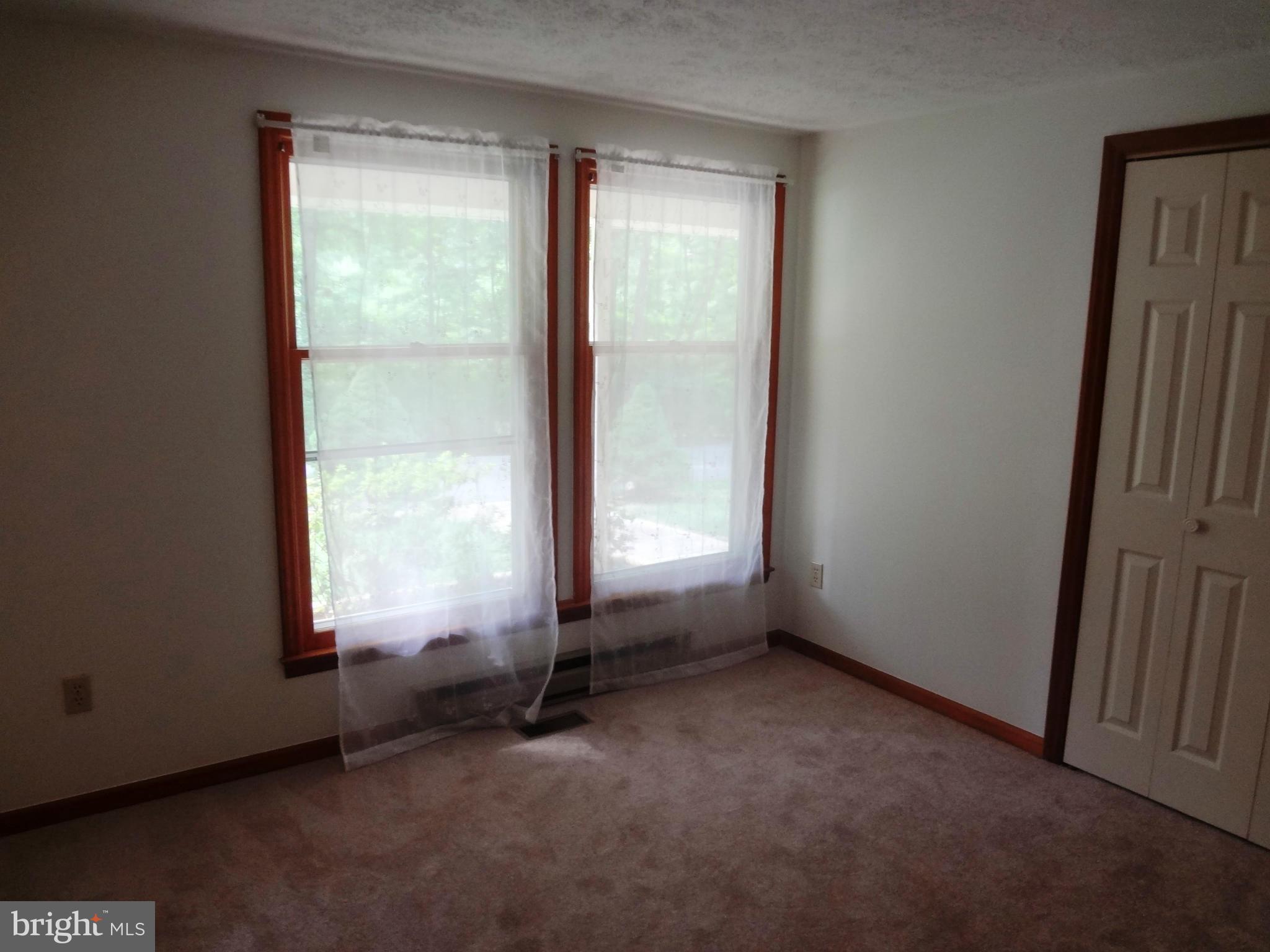 SHANNONDALE - Residential