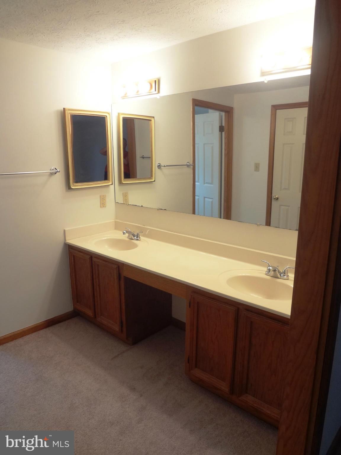 SHANNONDALE - Residential