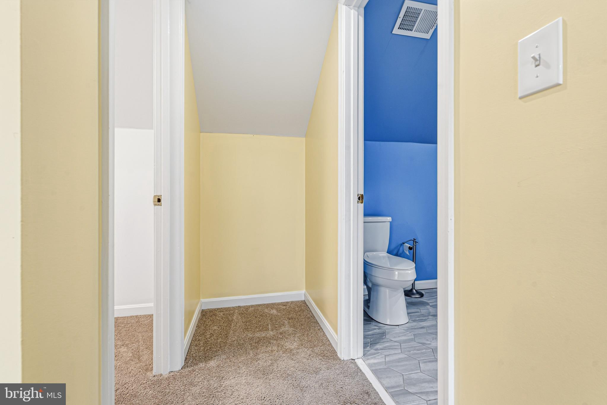 MIDDLE RIVER - Residential