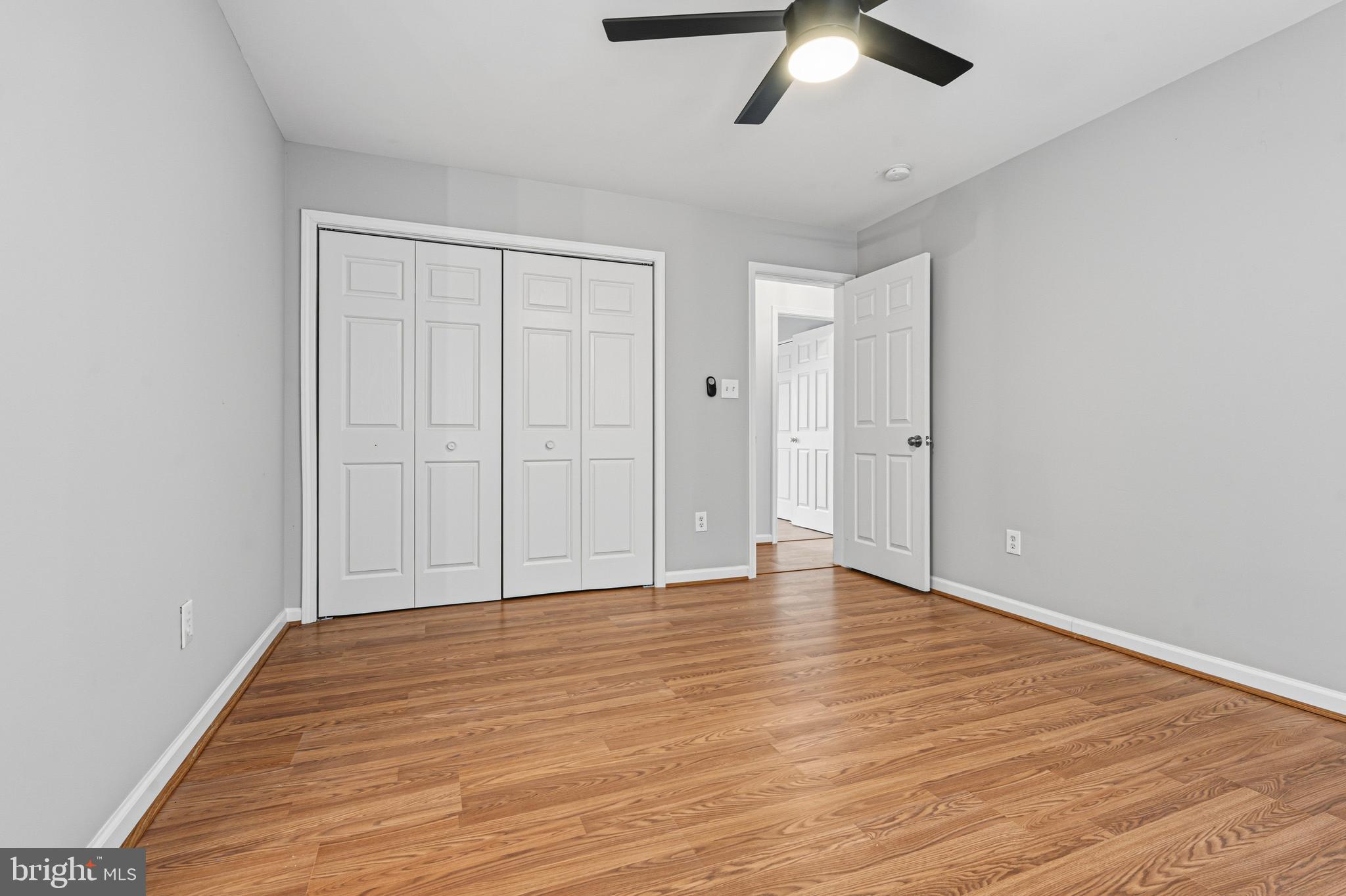 MIDDLE RIVER - Residential