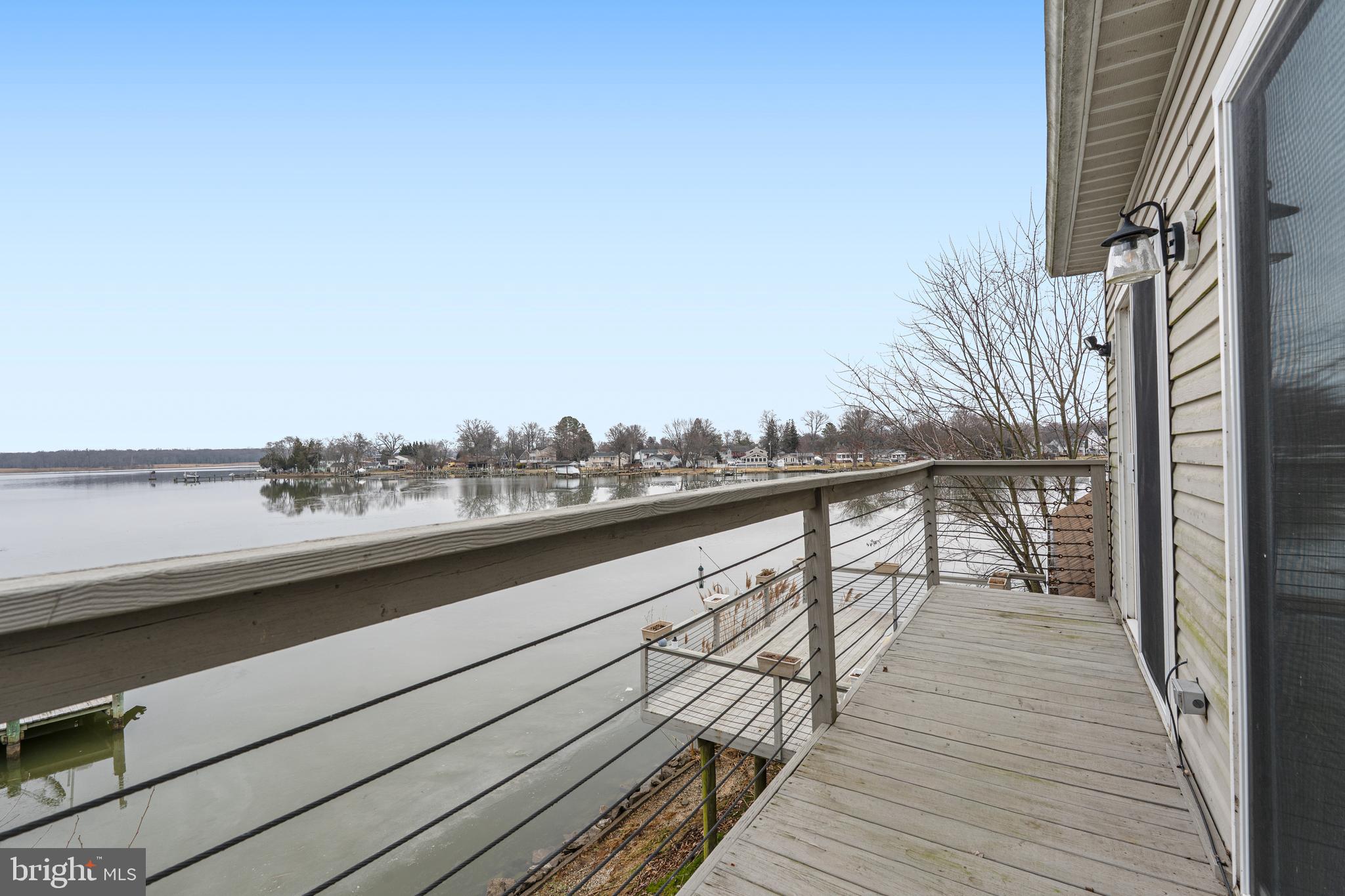 MIDDLE RIVER - Residential