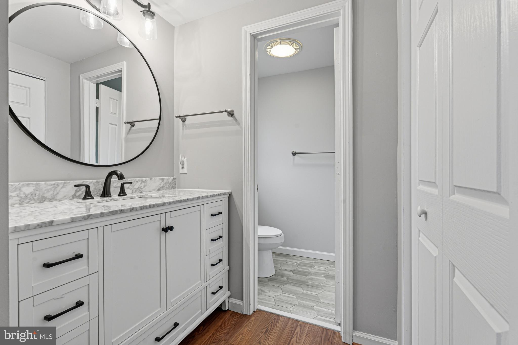 MIDDLE RIVER - Residential