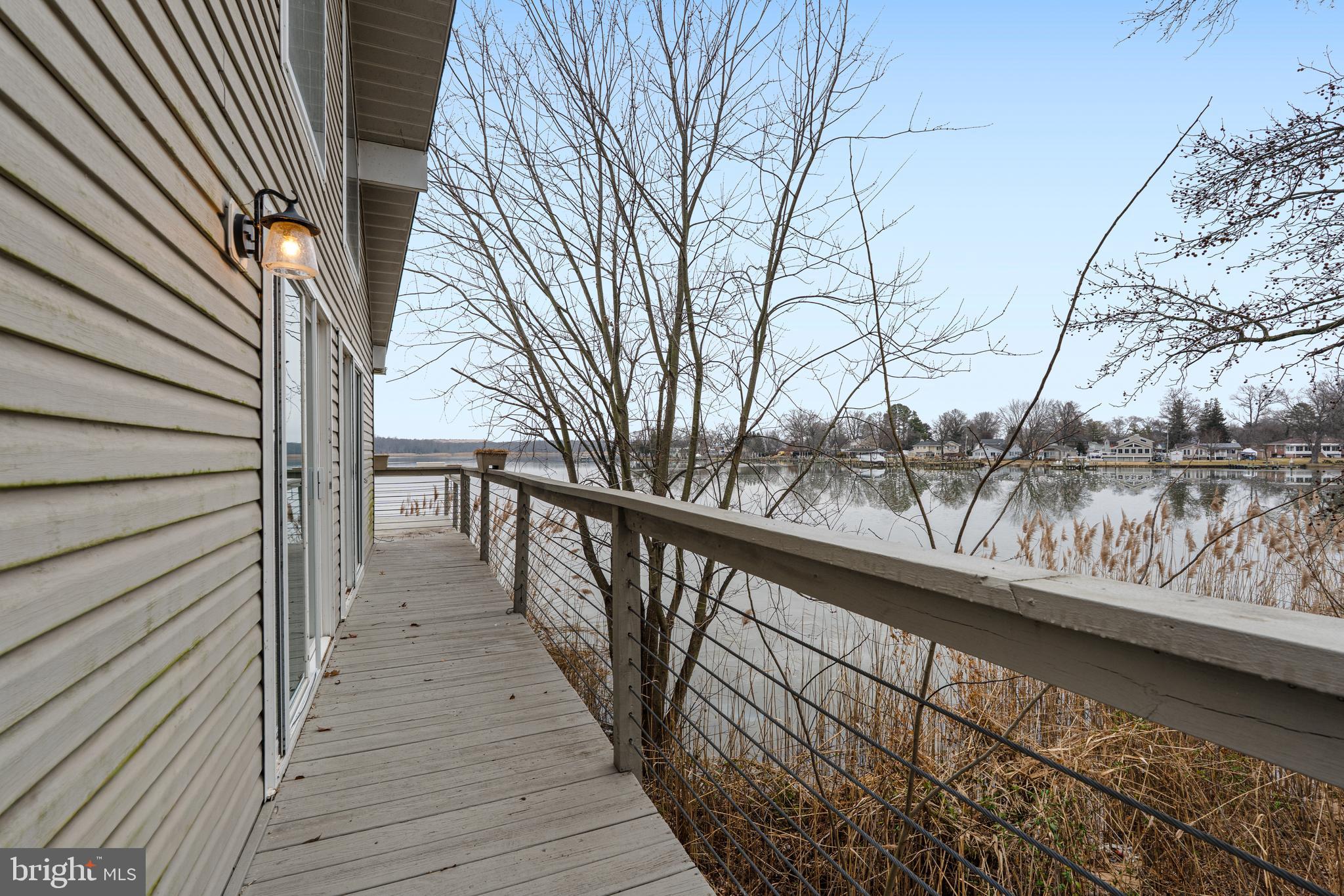 MIDDLE RIVER - Residential