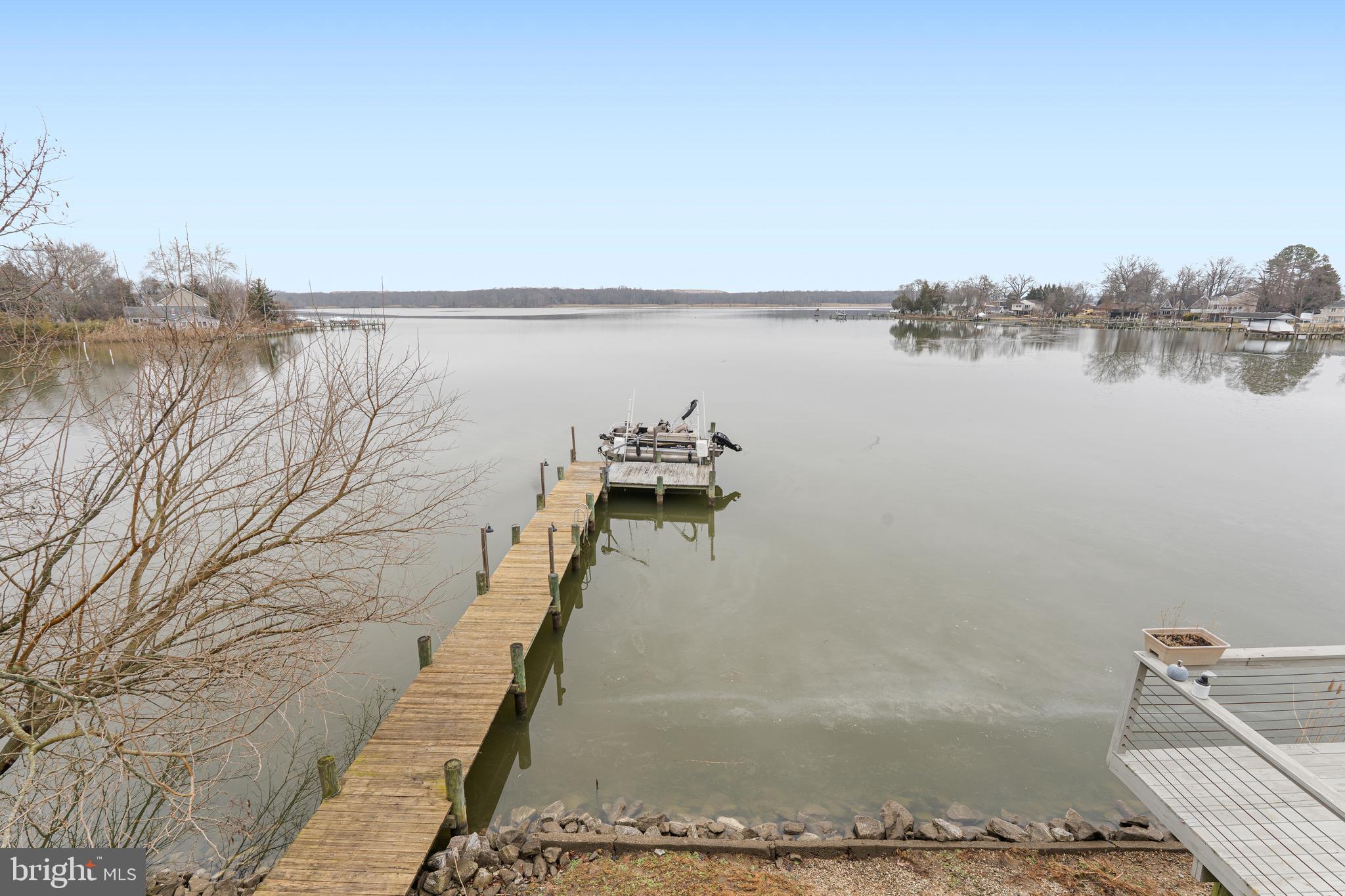 MIDDLE RIVER - Residential