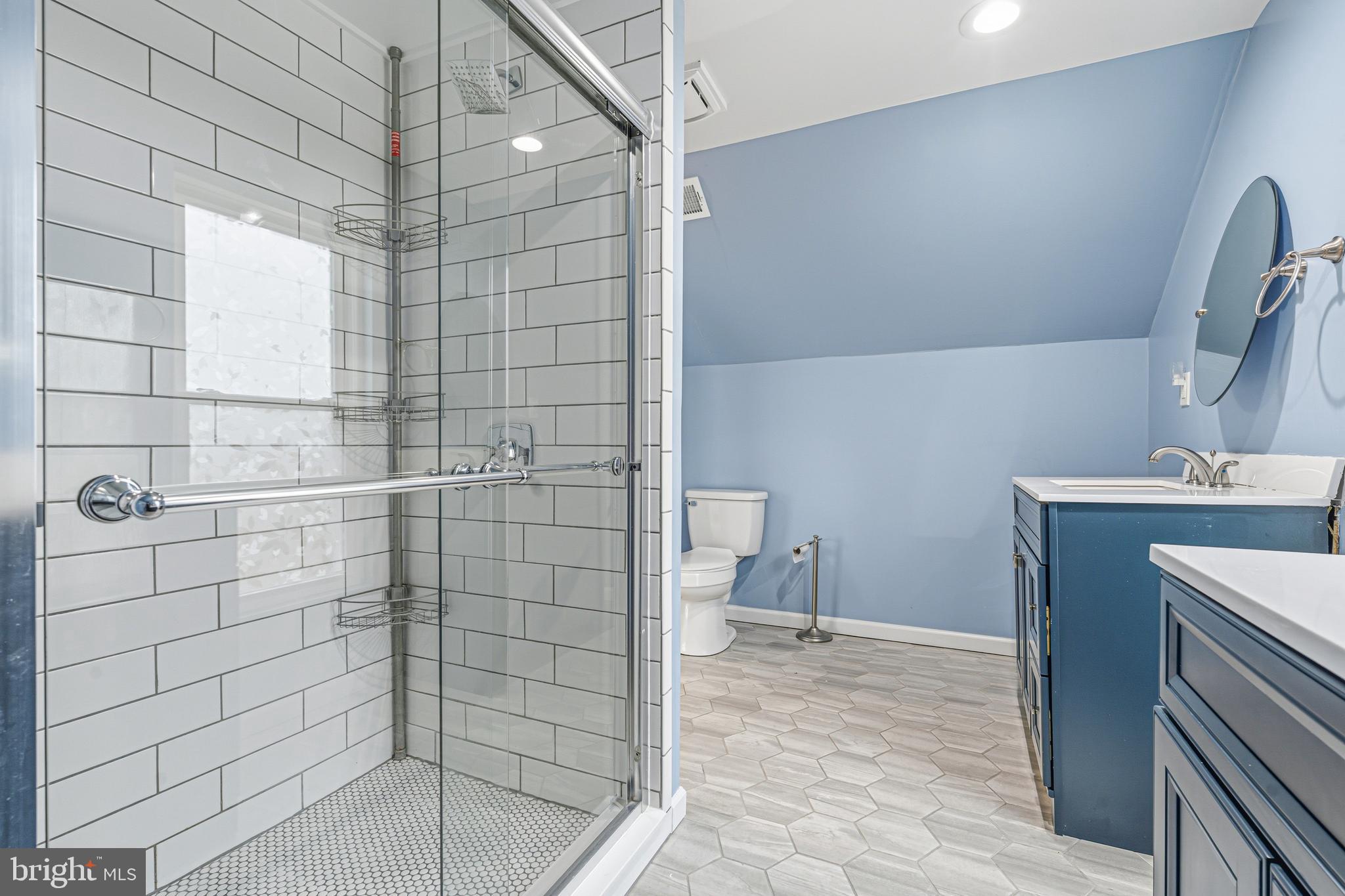 MIDDLE RIVER - Residential