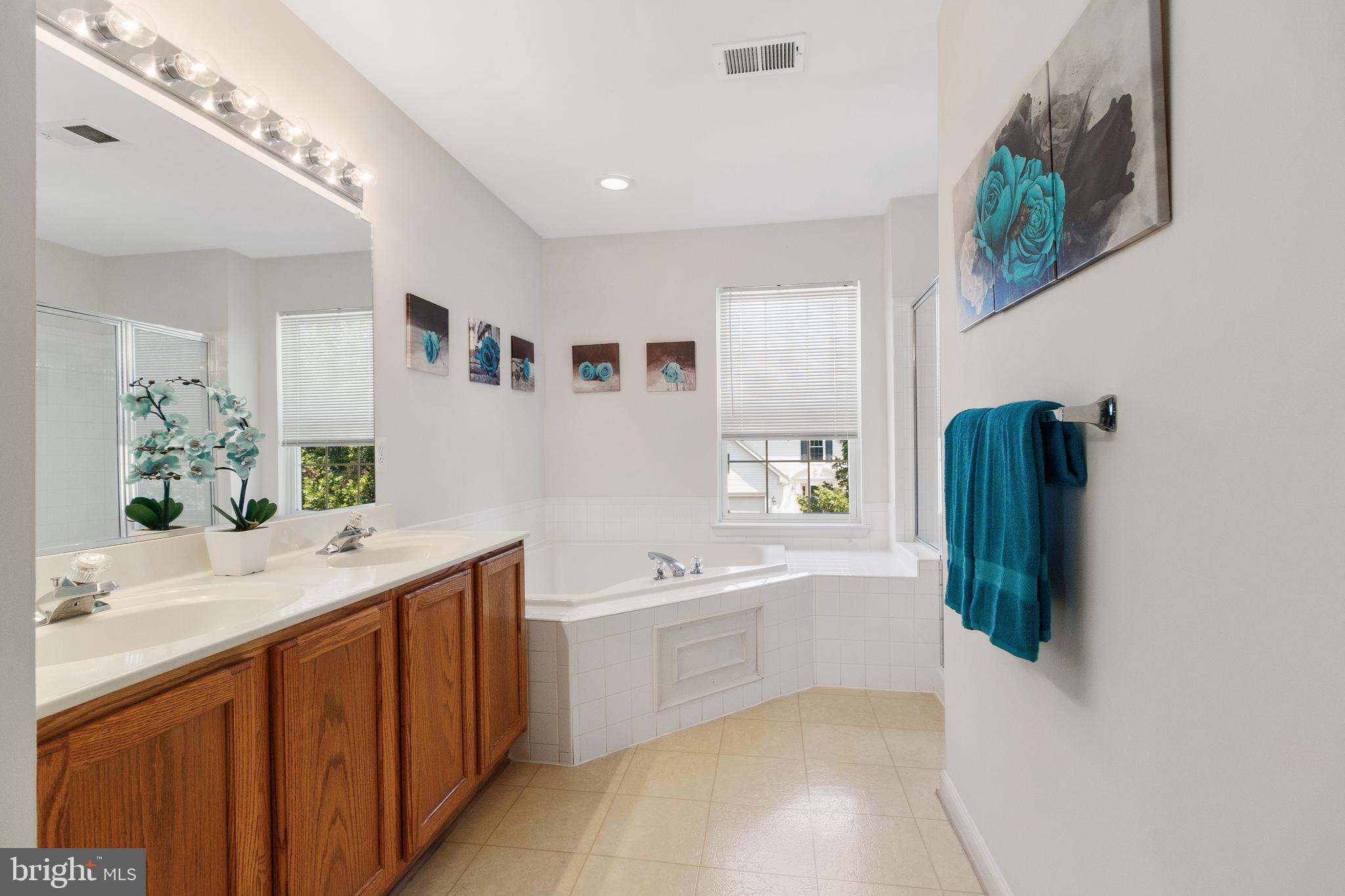 SENECA CROSSING - Residential